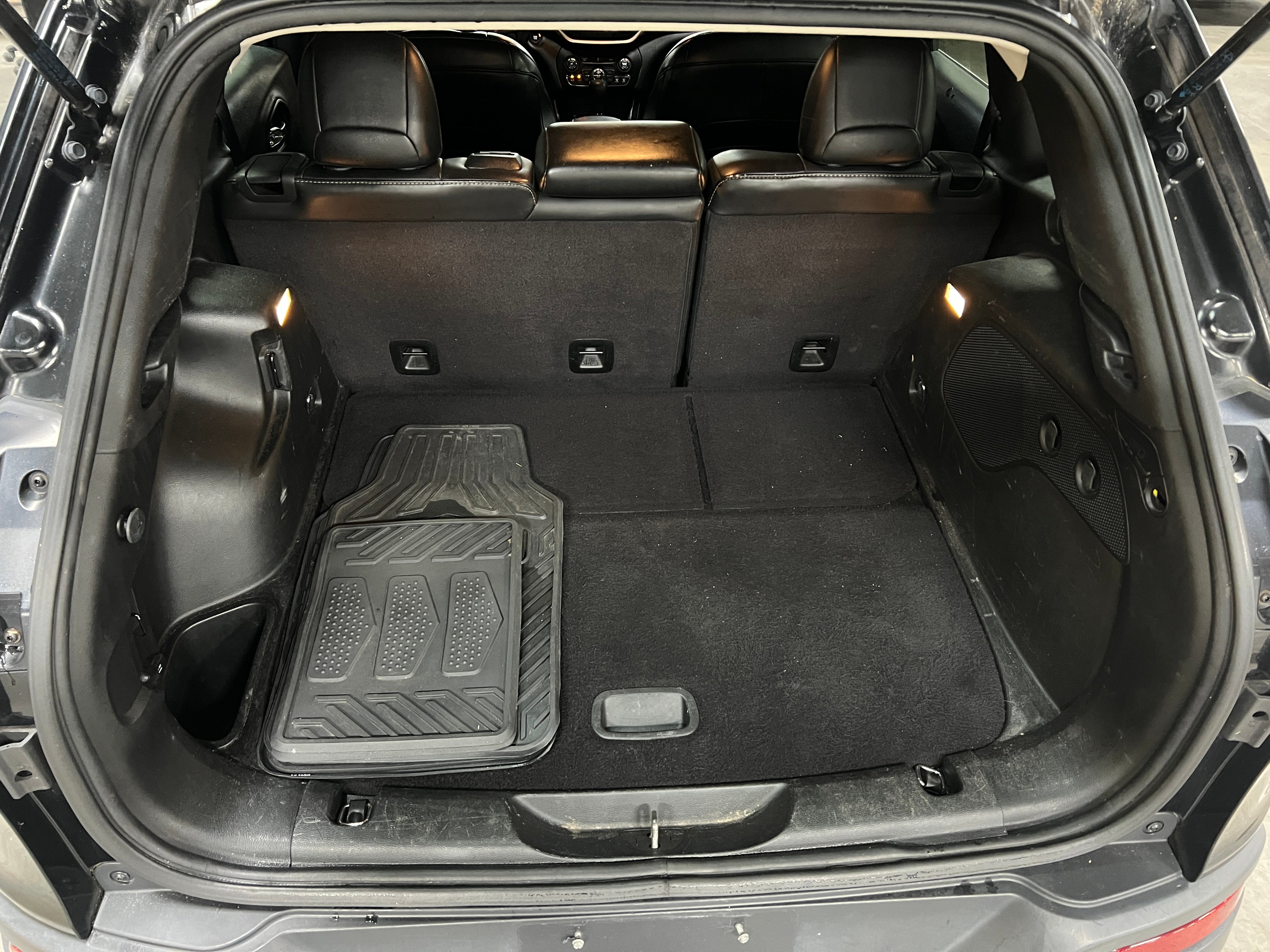 2017 Jeep Cherokee Limited Edition 6