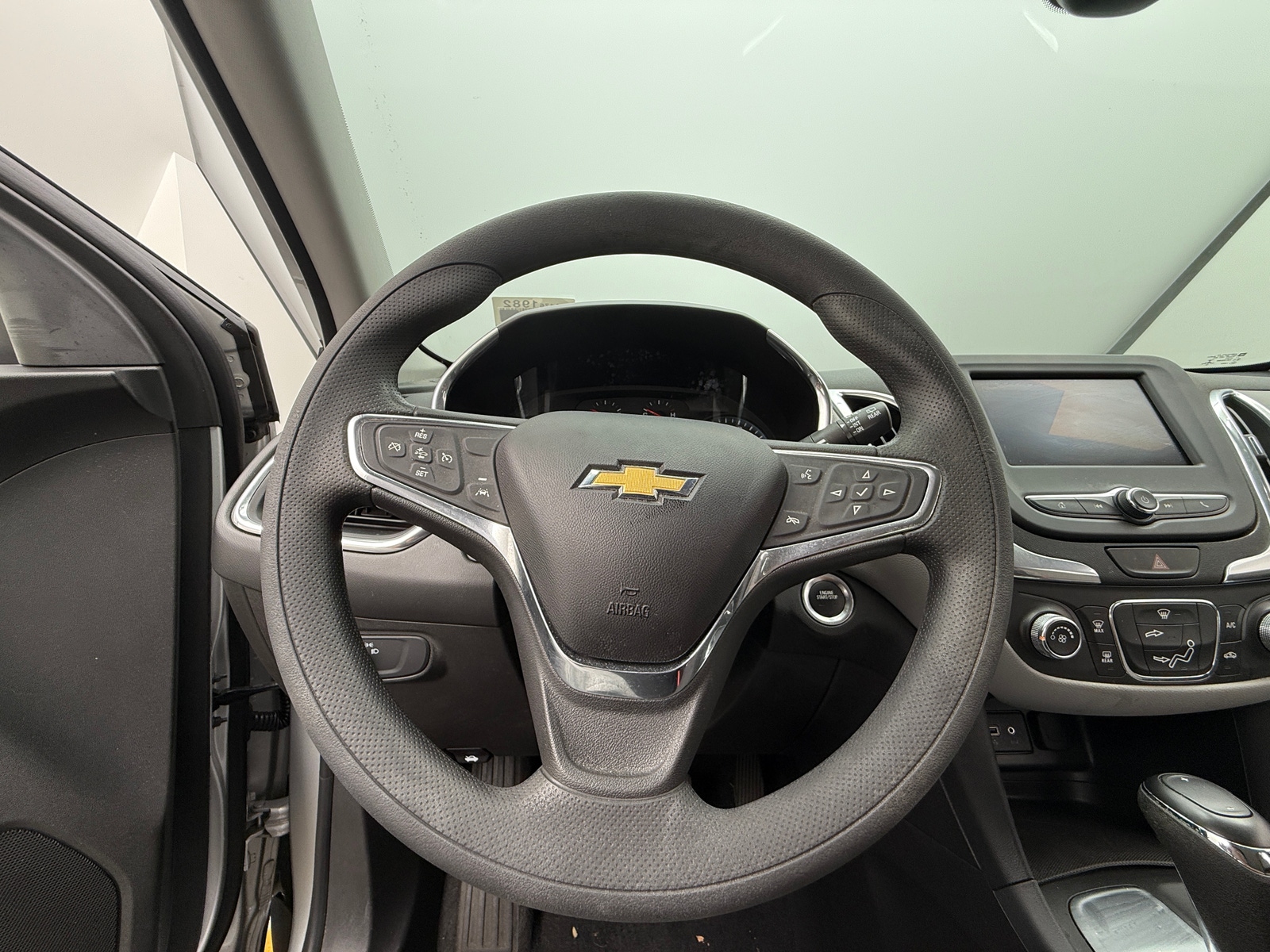 Thumbnail: 2020 Chevrolet Equinox - 5