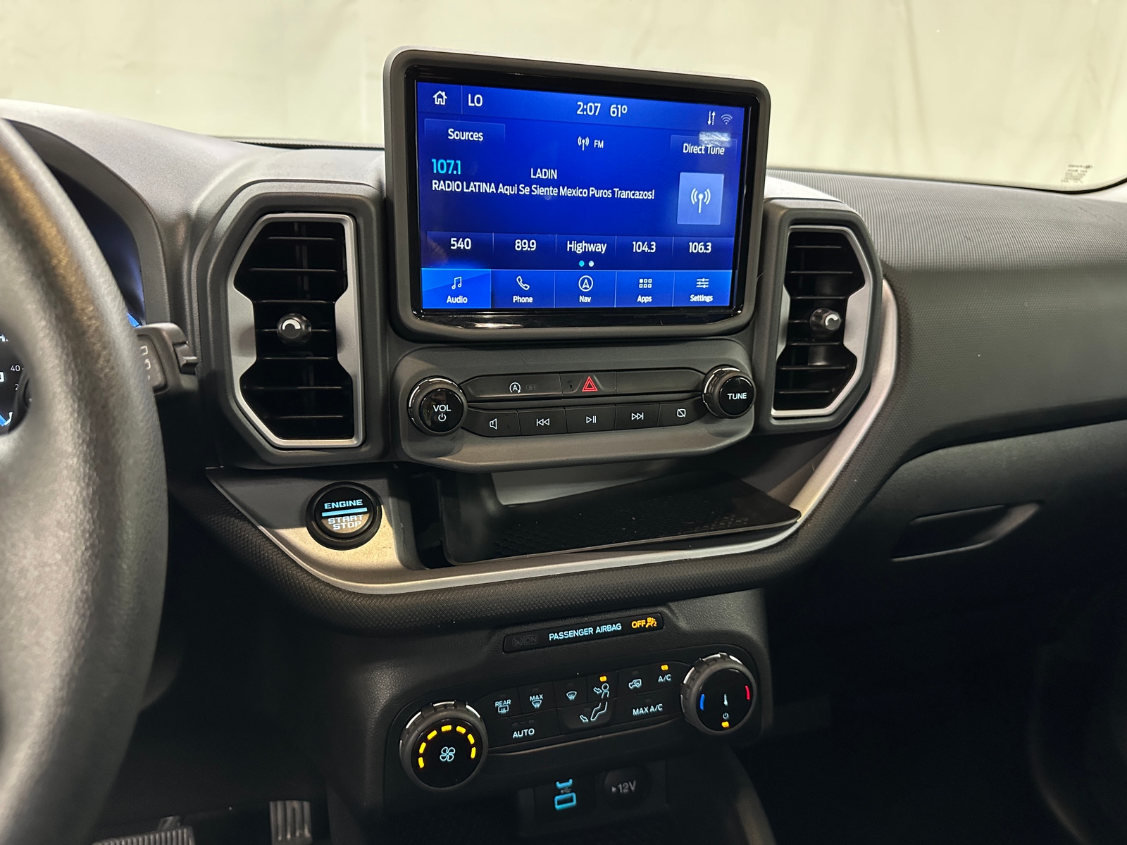Thumbnail: 2022 Ford Bronco Sport - 4