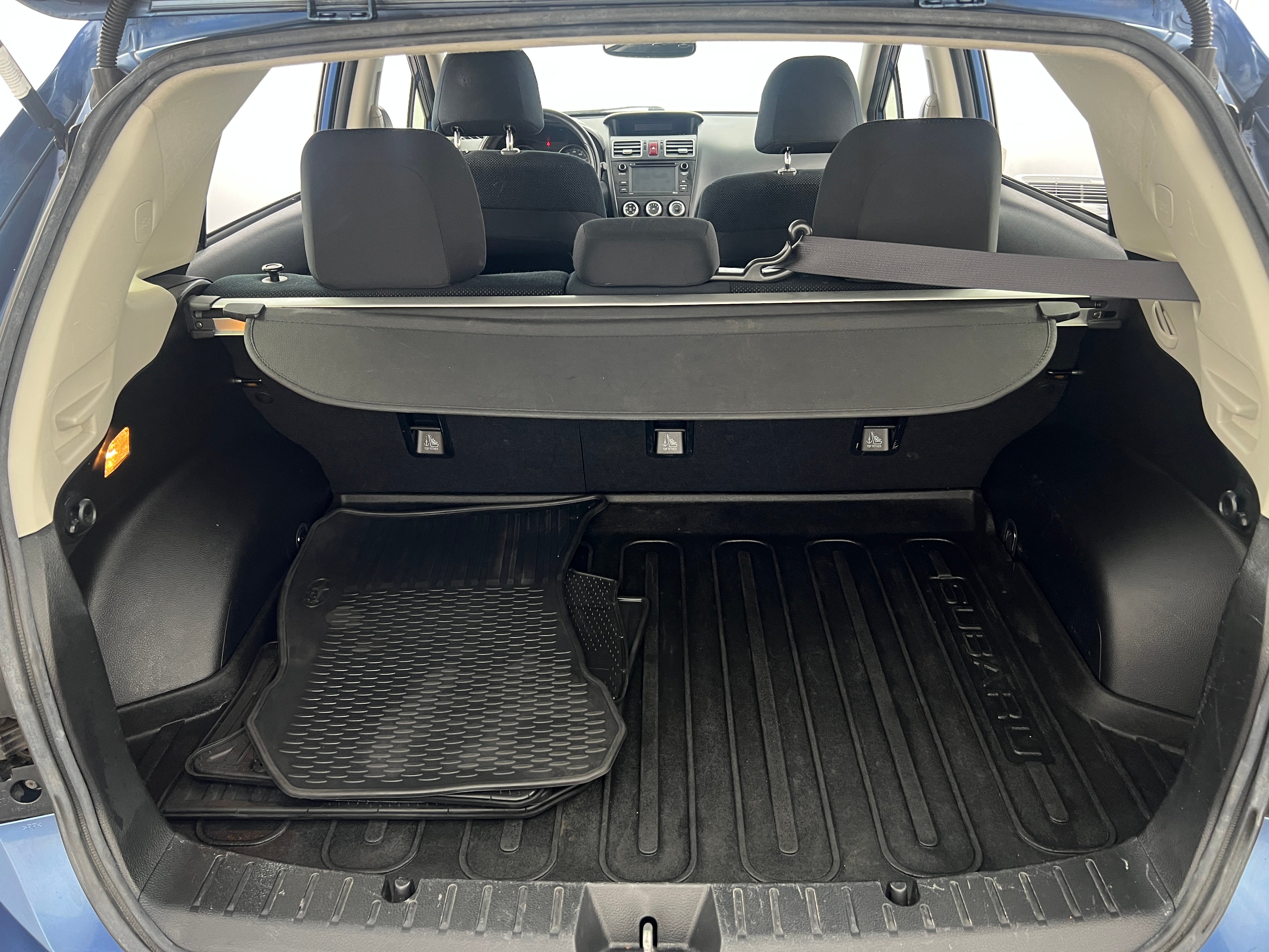 2016 Subaru Impreza 2.0i 7