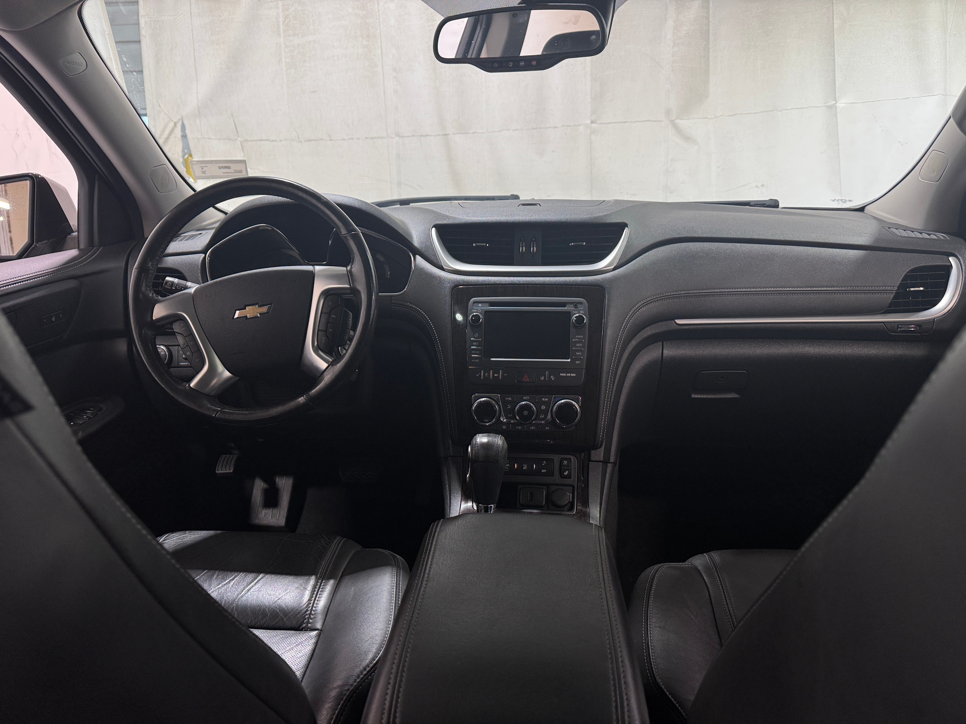 2017 Chevrolet Traverse Premier 2
