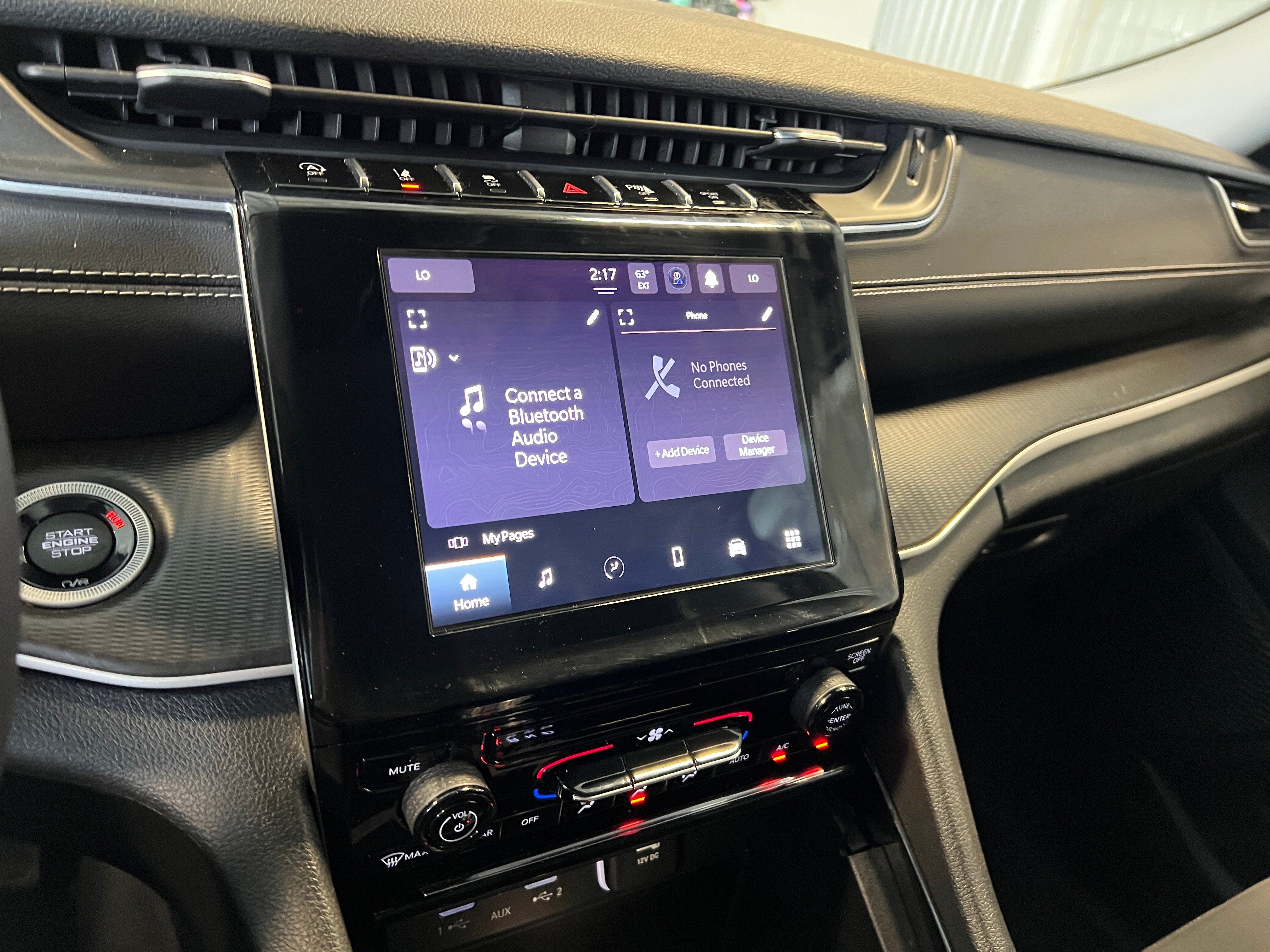 2023 Jeep Grand Cherokee L Laredo 4
