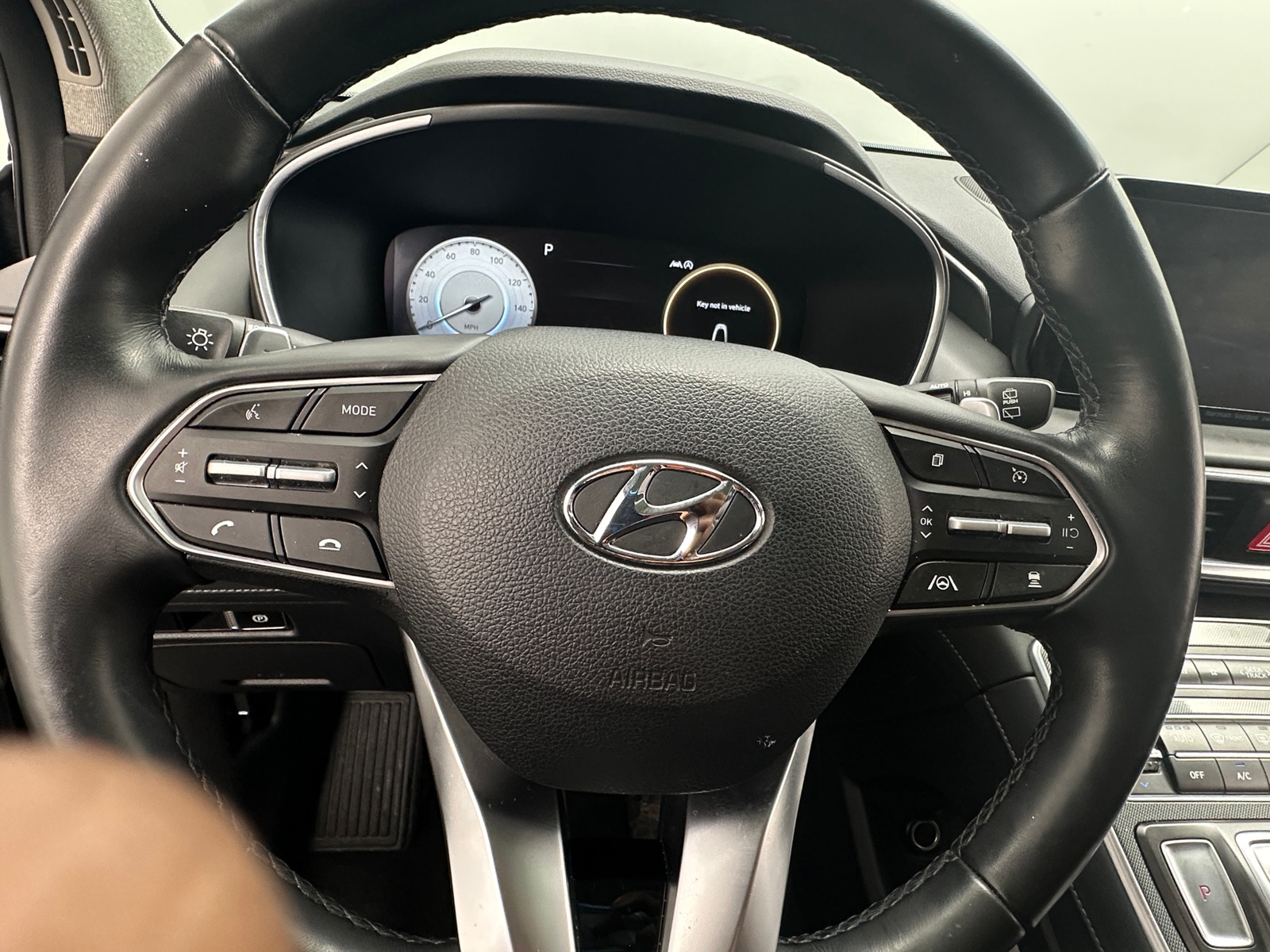 Thumbnail: 2023 Hyundai Santa Fe - 4