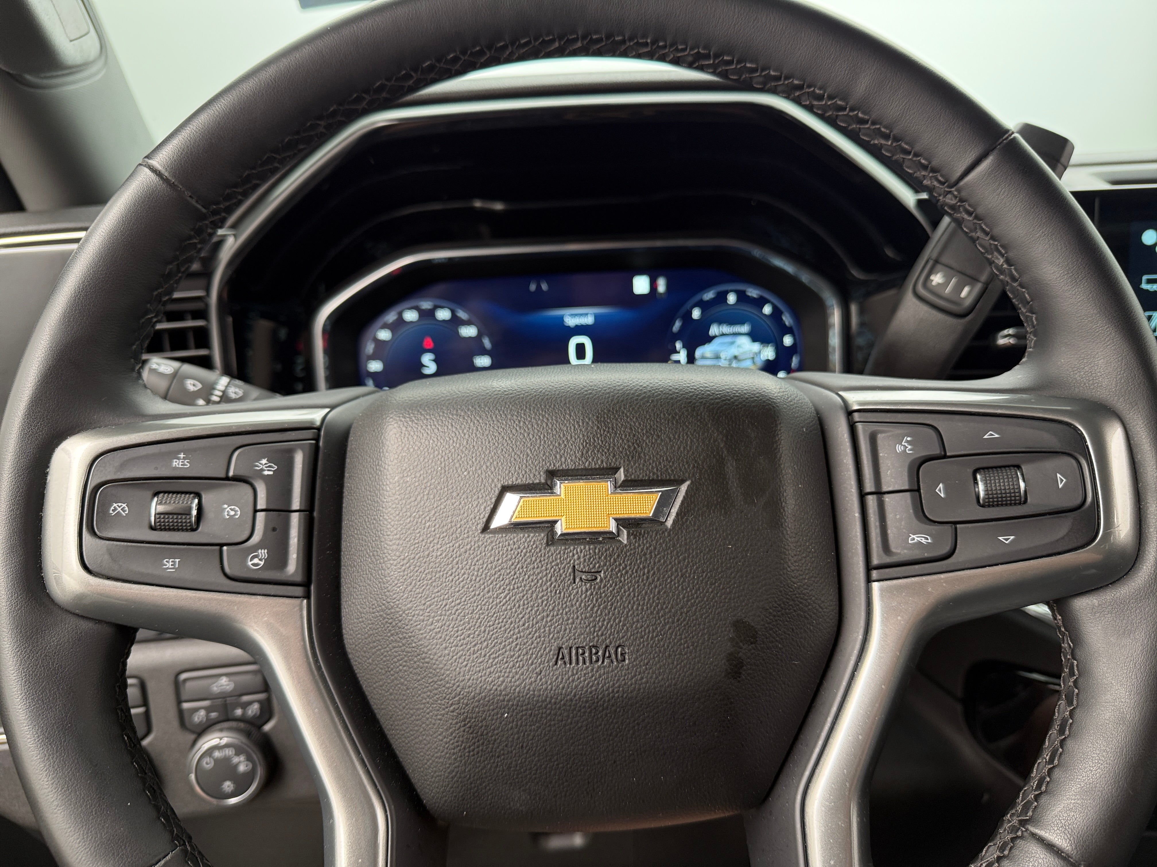 2023 Chevrolet Silverado 1500 LT 5