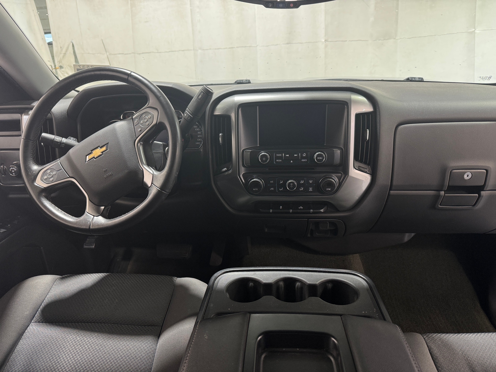 Thumbnail: 2015 Chevrolet Silverado 1500 - 3