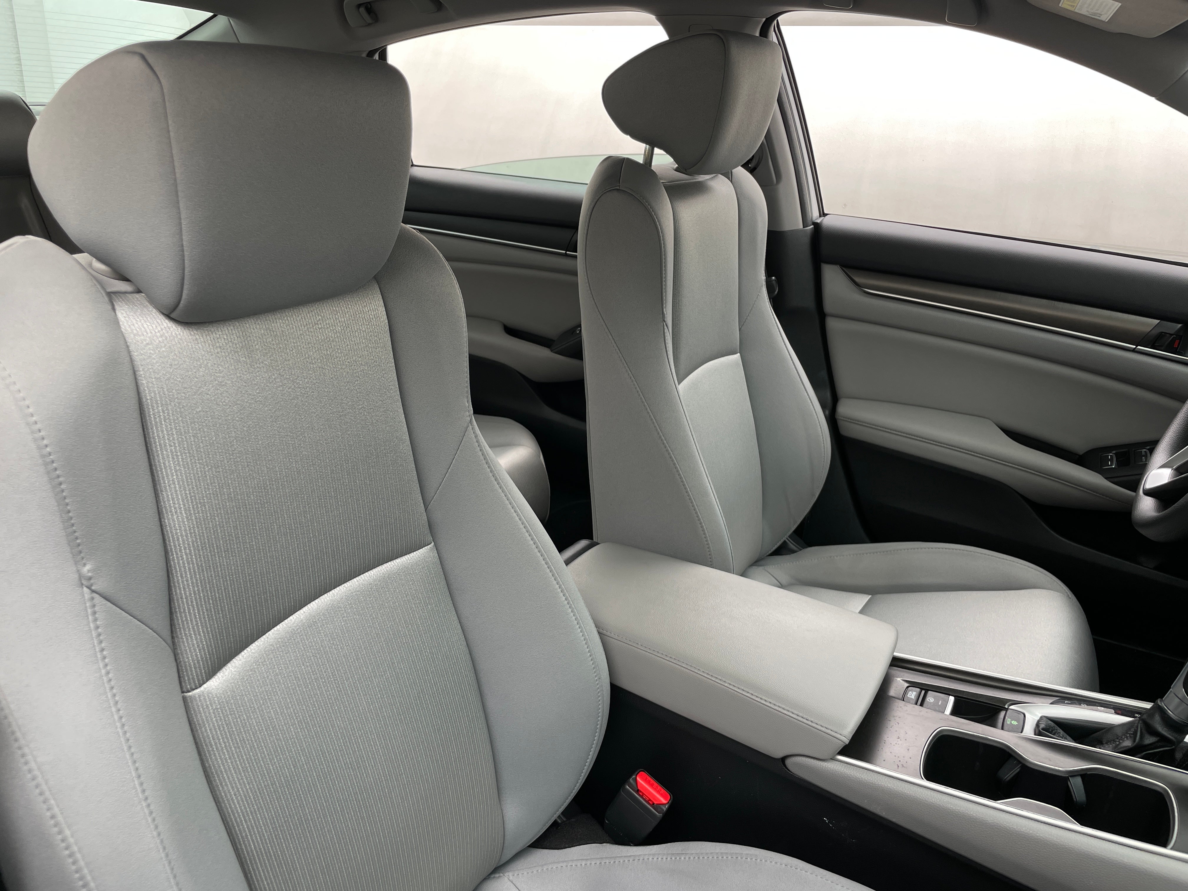 2019 Honda Accord LX 2