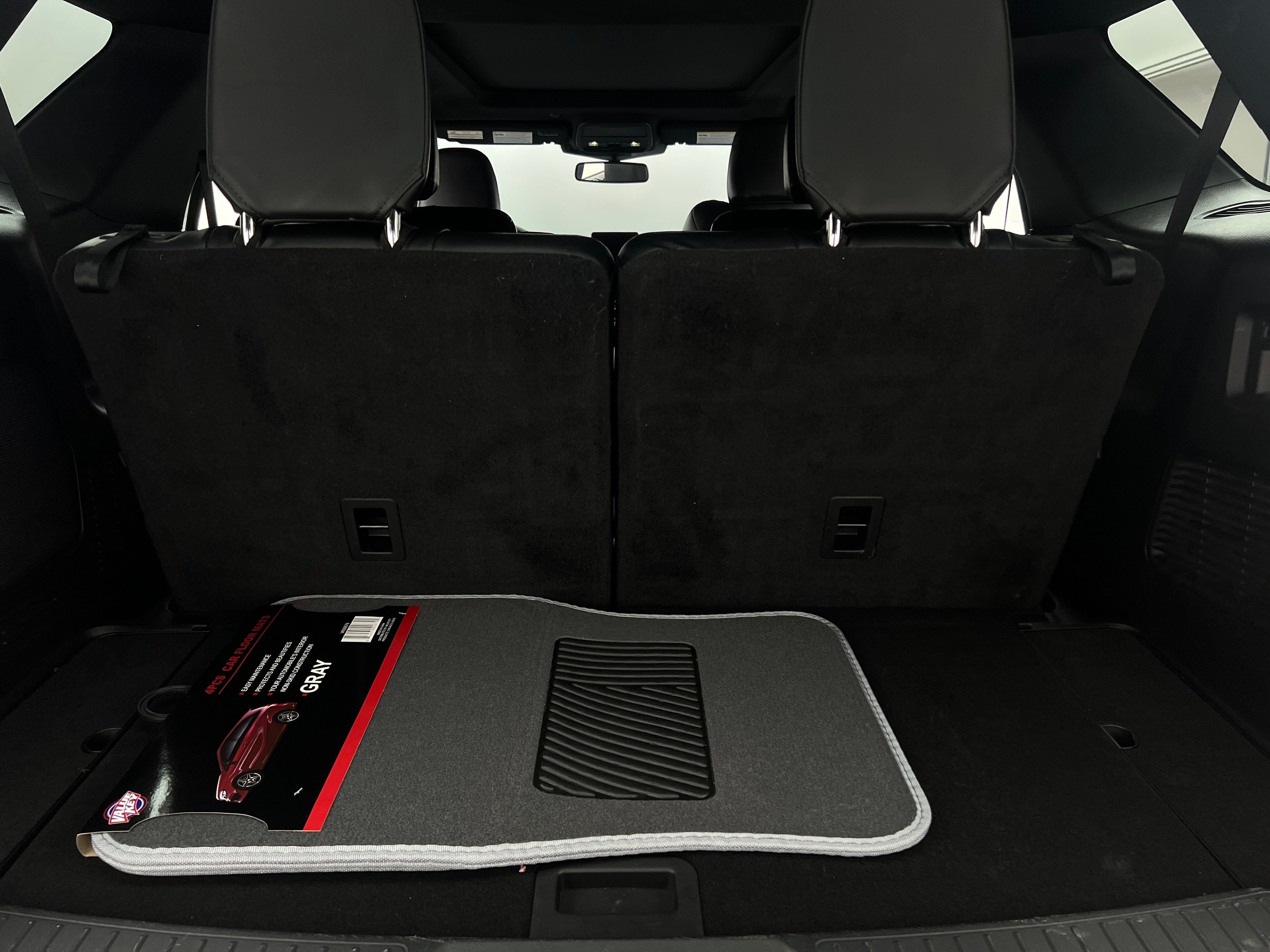 2022 Ford Explorer ST 6