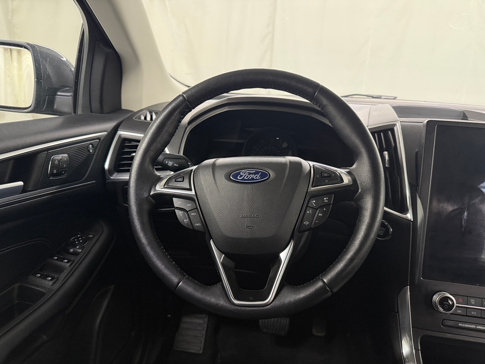 Thumbnail: 2024 Ford Edge - 4