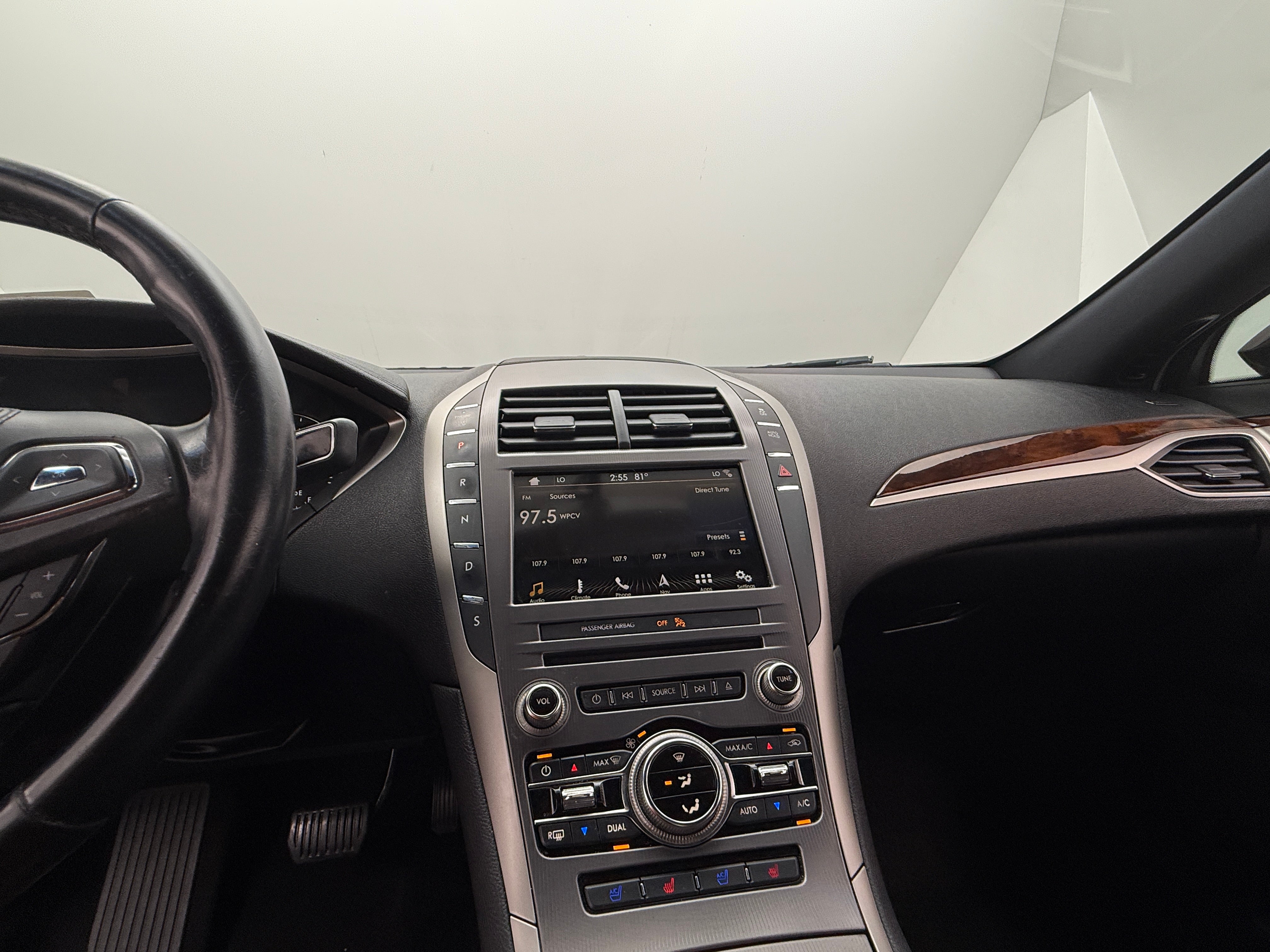 2017 Lincoln MKZ Reserve 3
