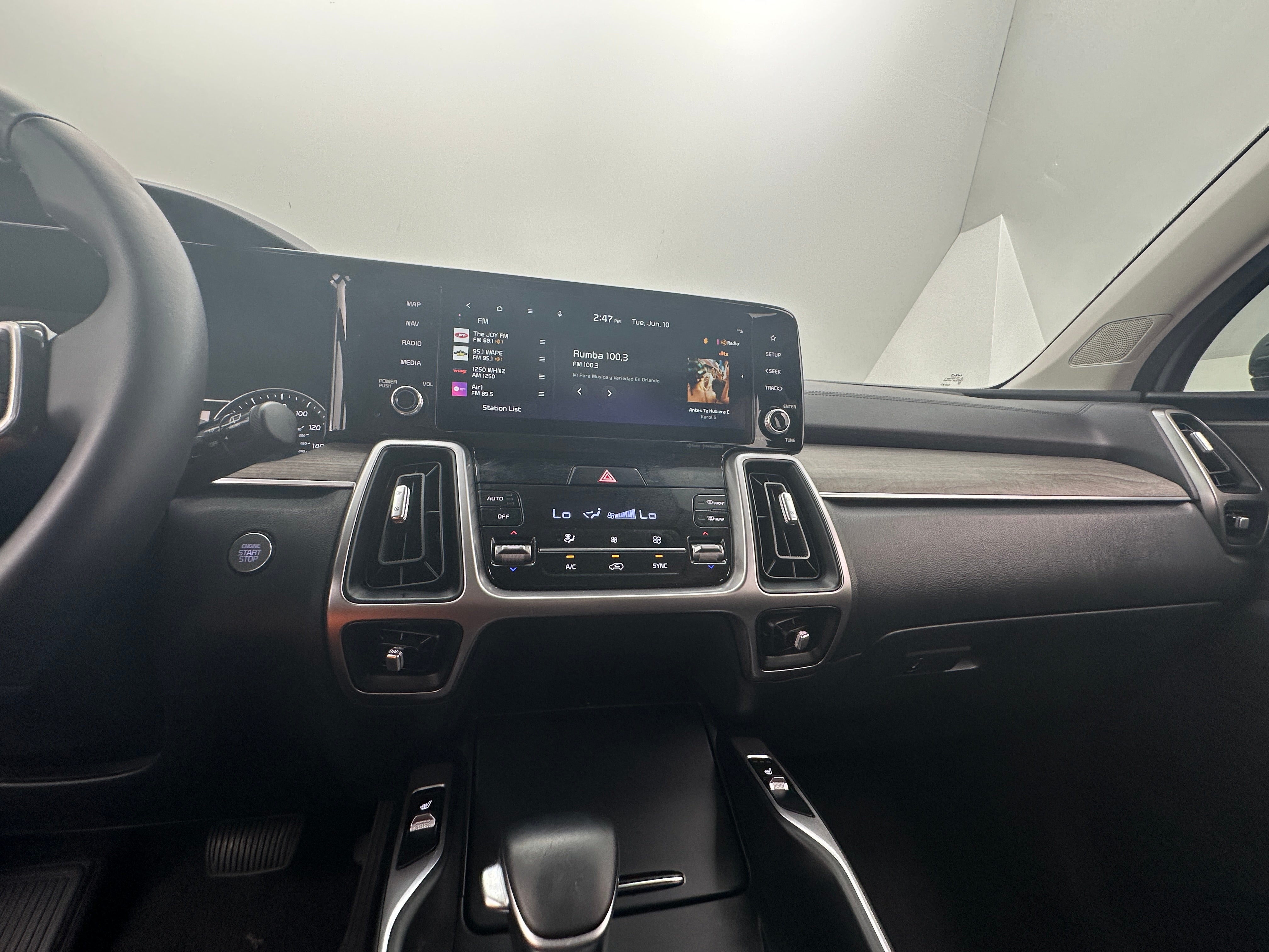 2023 Kia Sorento EX 3