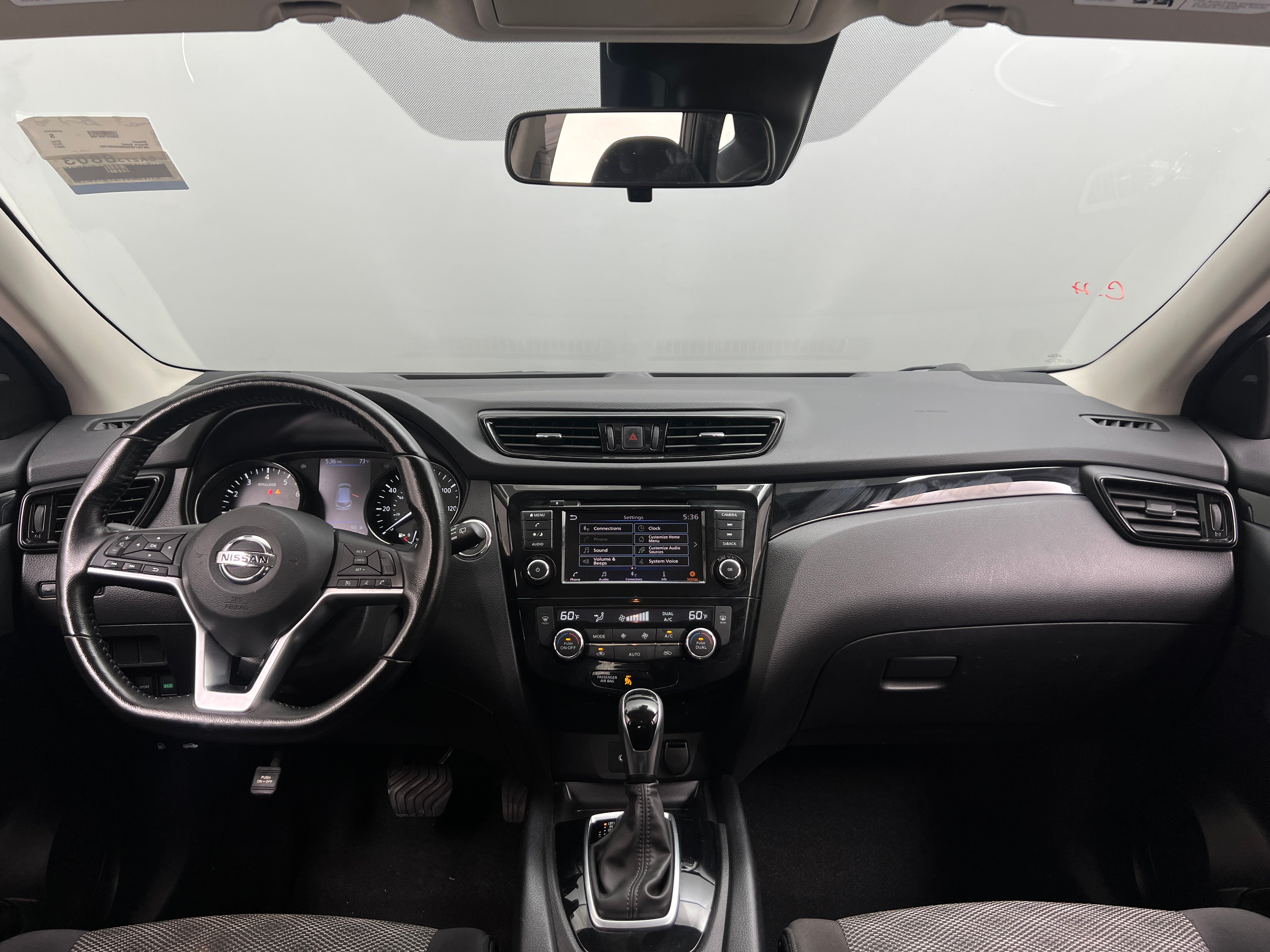 2021 Nissan Rogue Sport SV 3