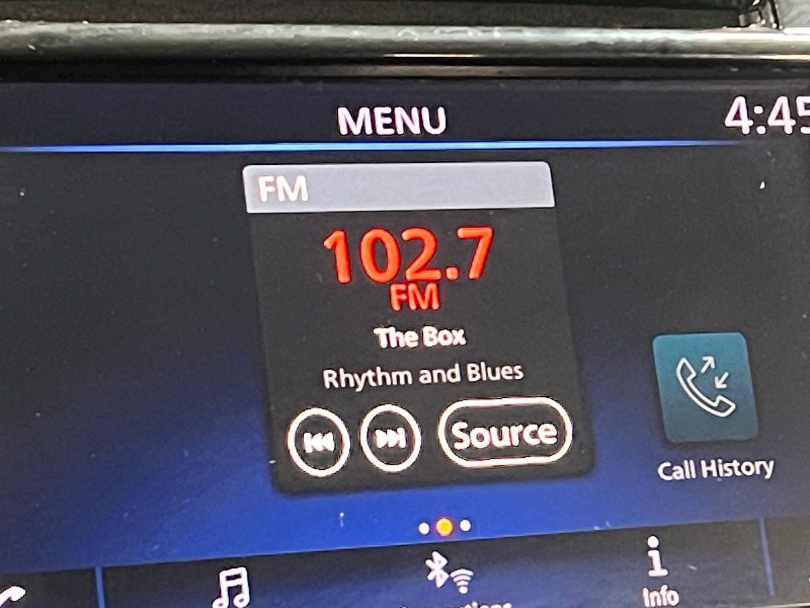 Thumbnail: 2021 Nissan Rogue Sport - 4