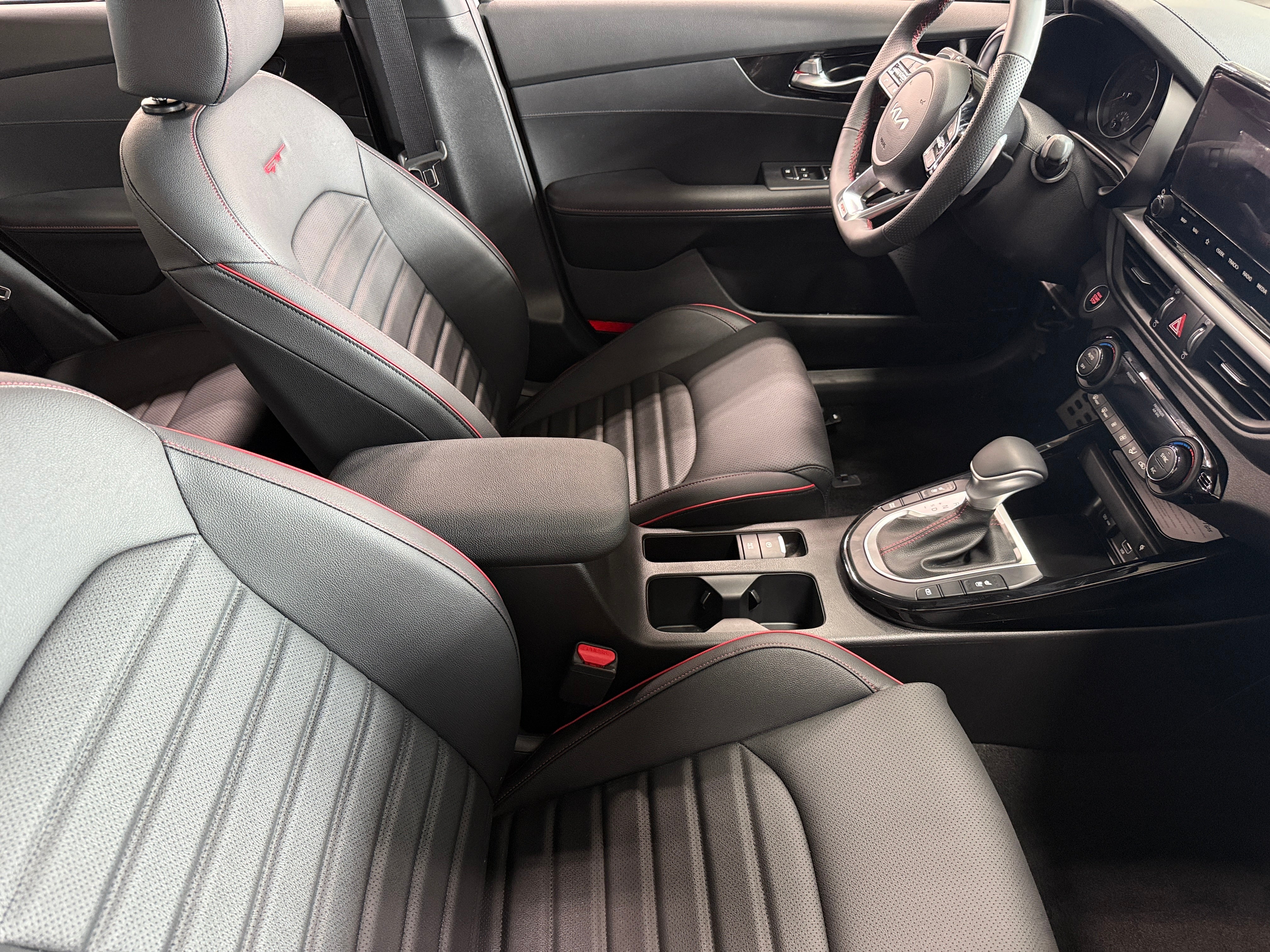 2023 Kia Forte GT 2