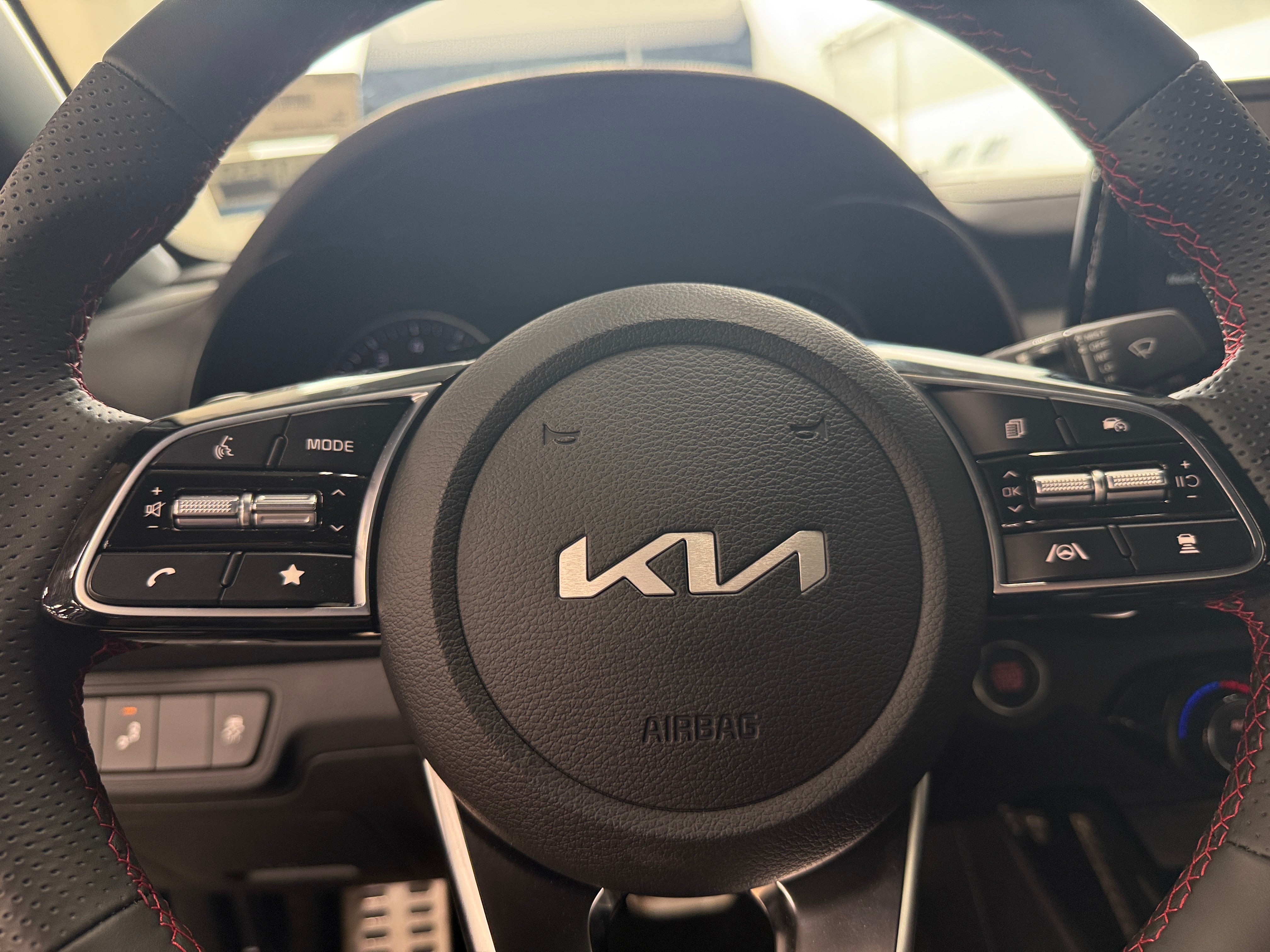 2023 Kia Forte GT 5