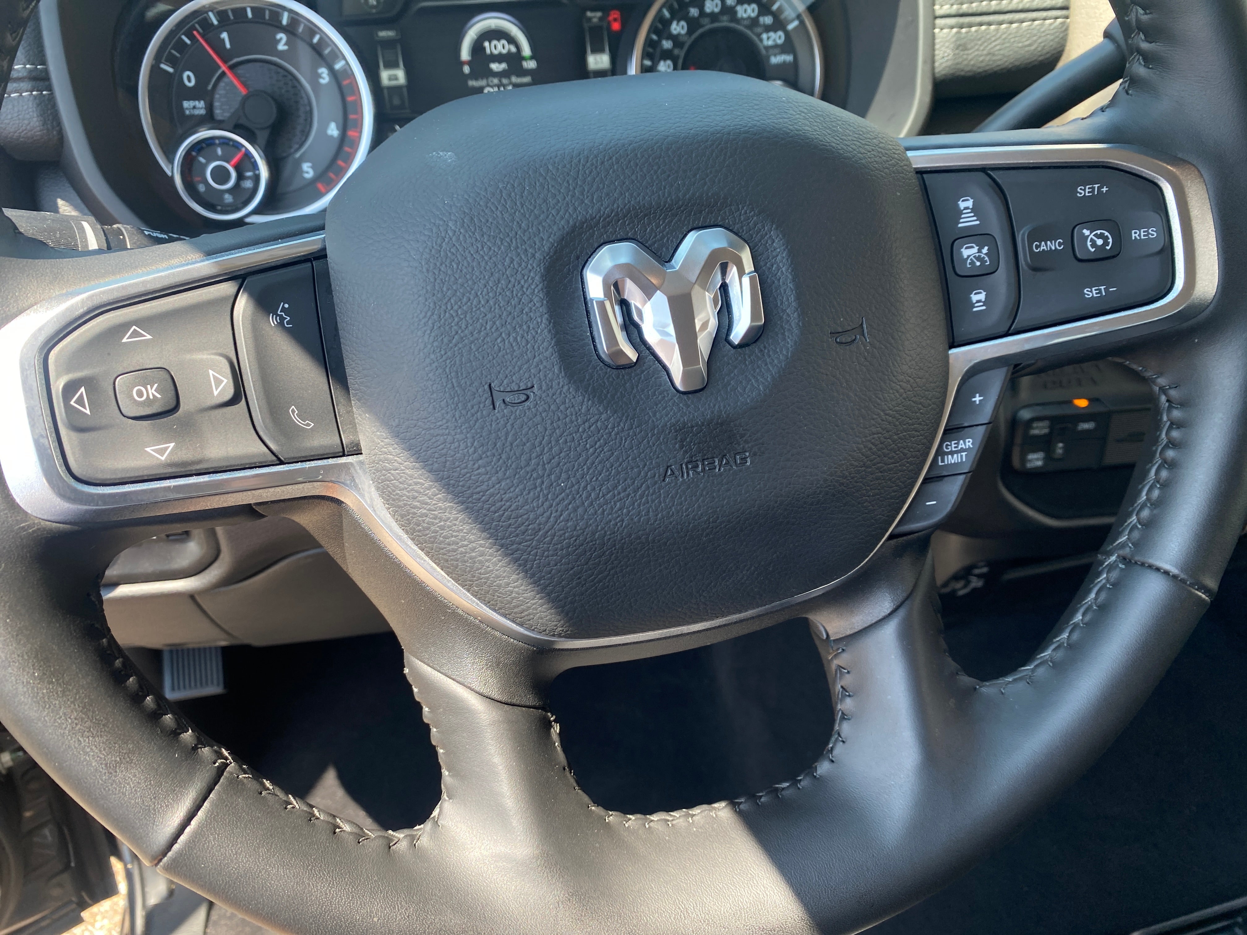 2024 RAM 2500 Laramie 4