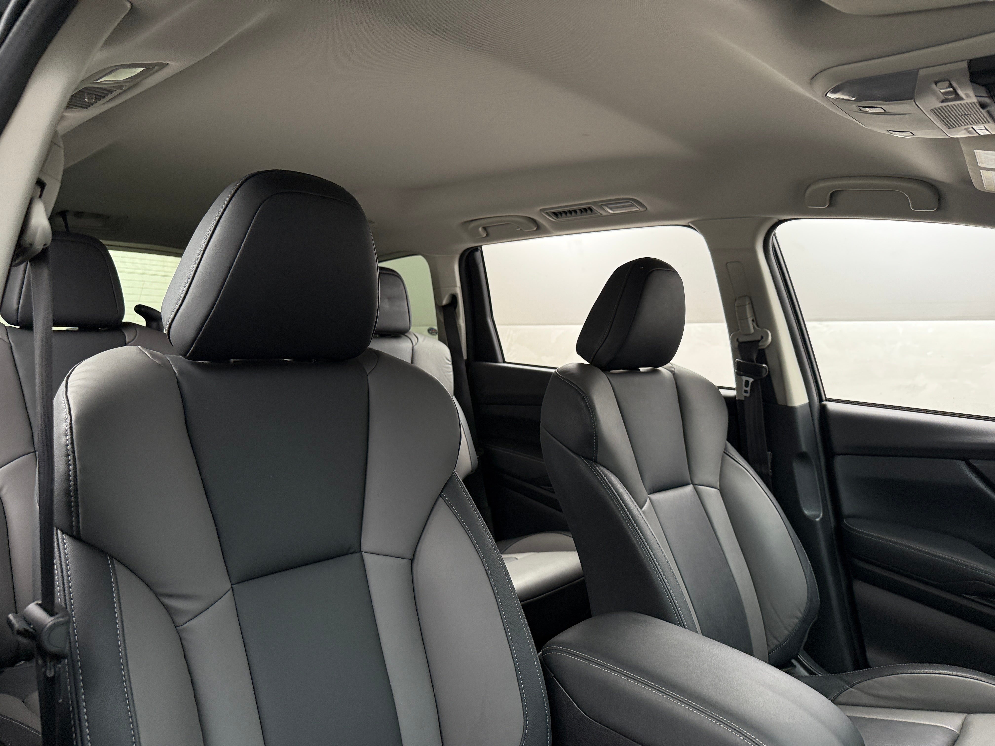 2022 Subaru Ascent Onyx Edition 2