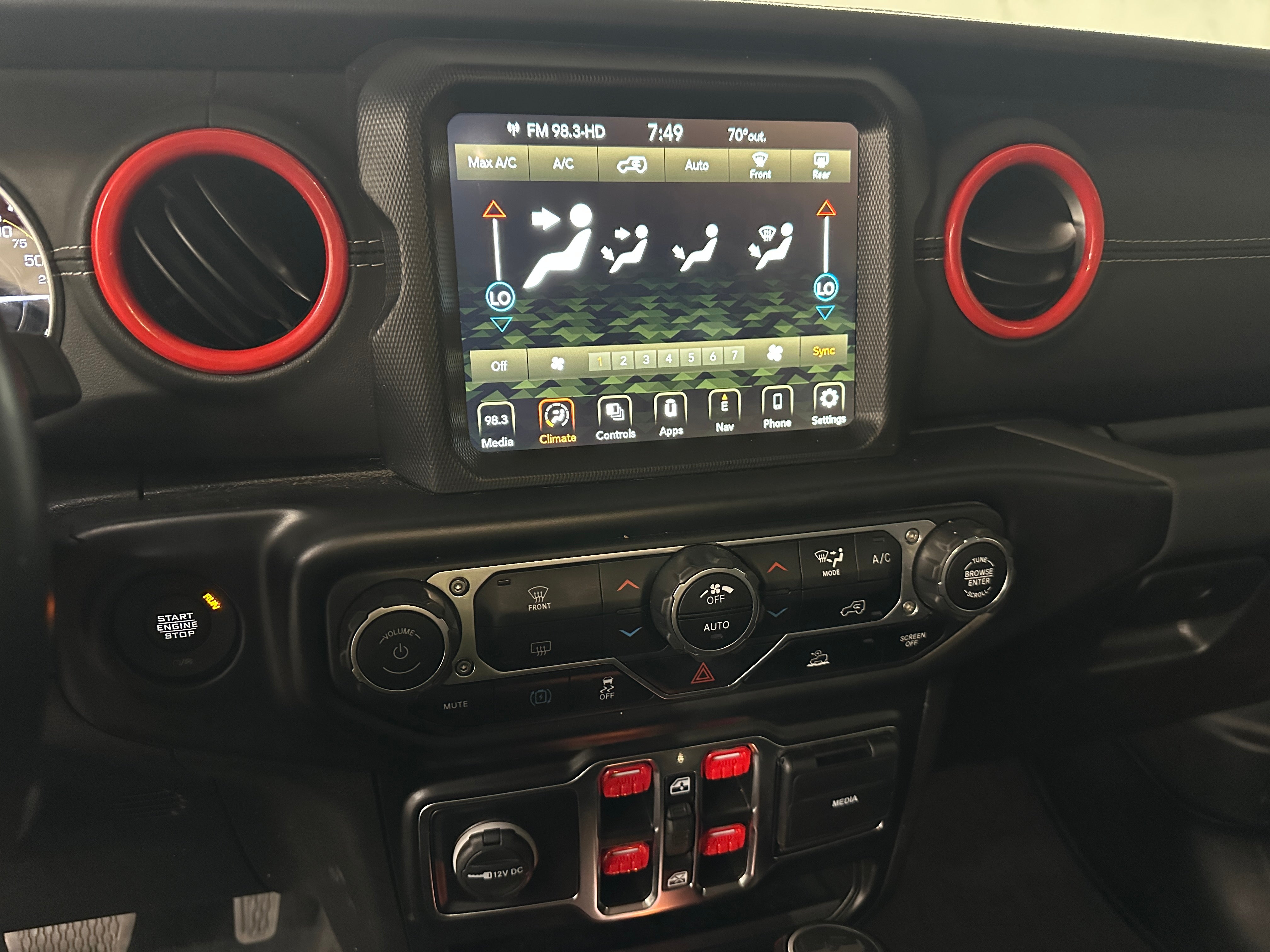 2021 Jeep Wrangler Unlimited Sahara 4xe 3