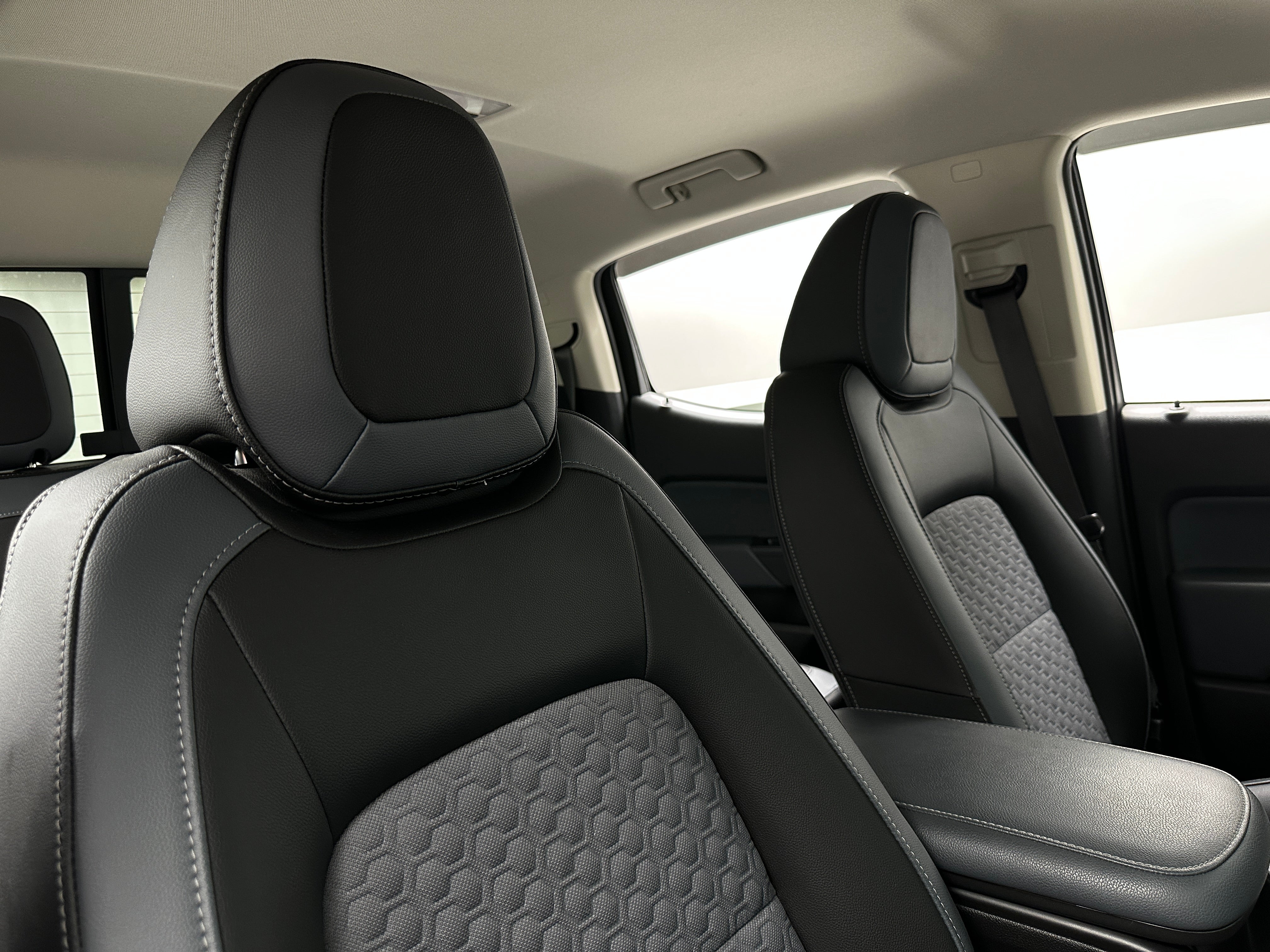 2022 Chevrolet Colorado Z71 2