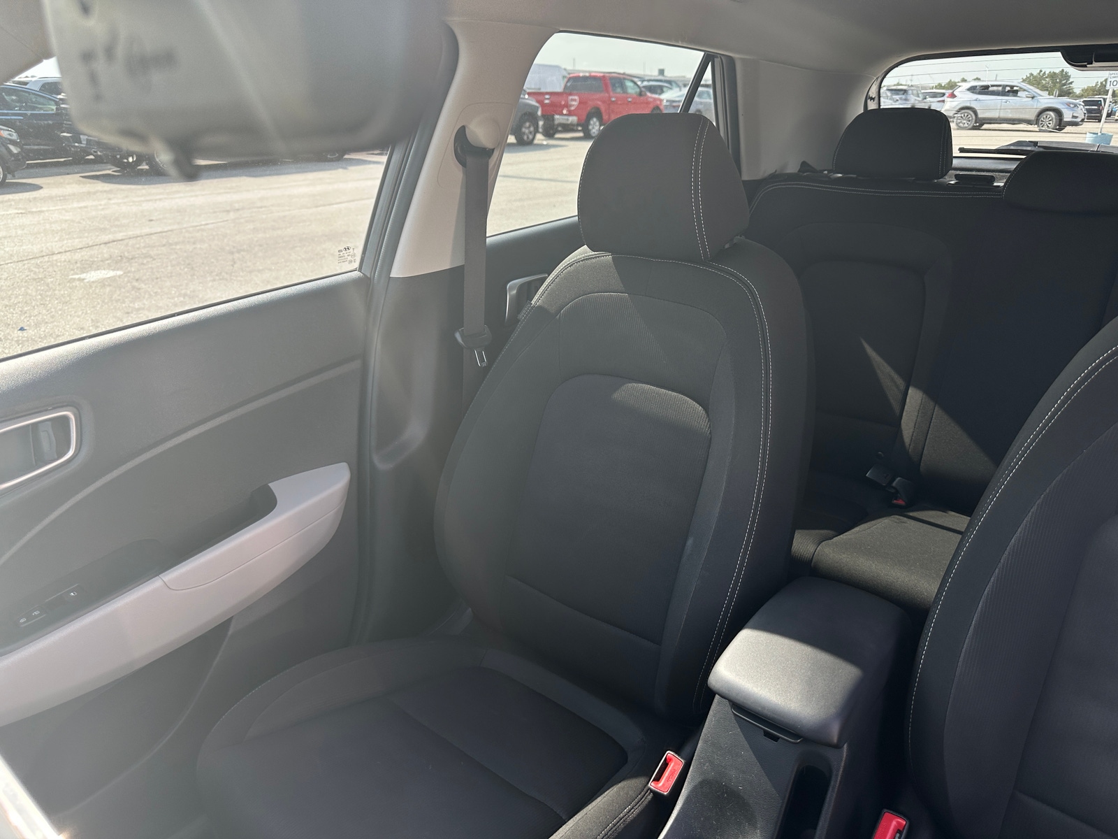 Thumbnail: 2021 Hyundai Venue - 2