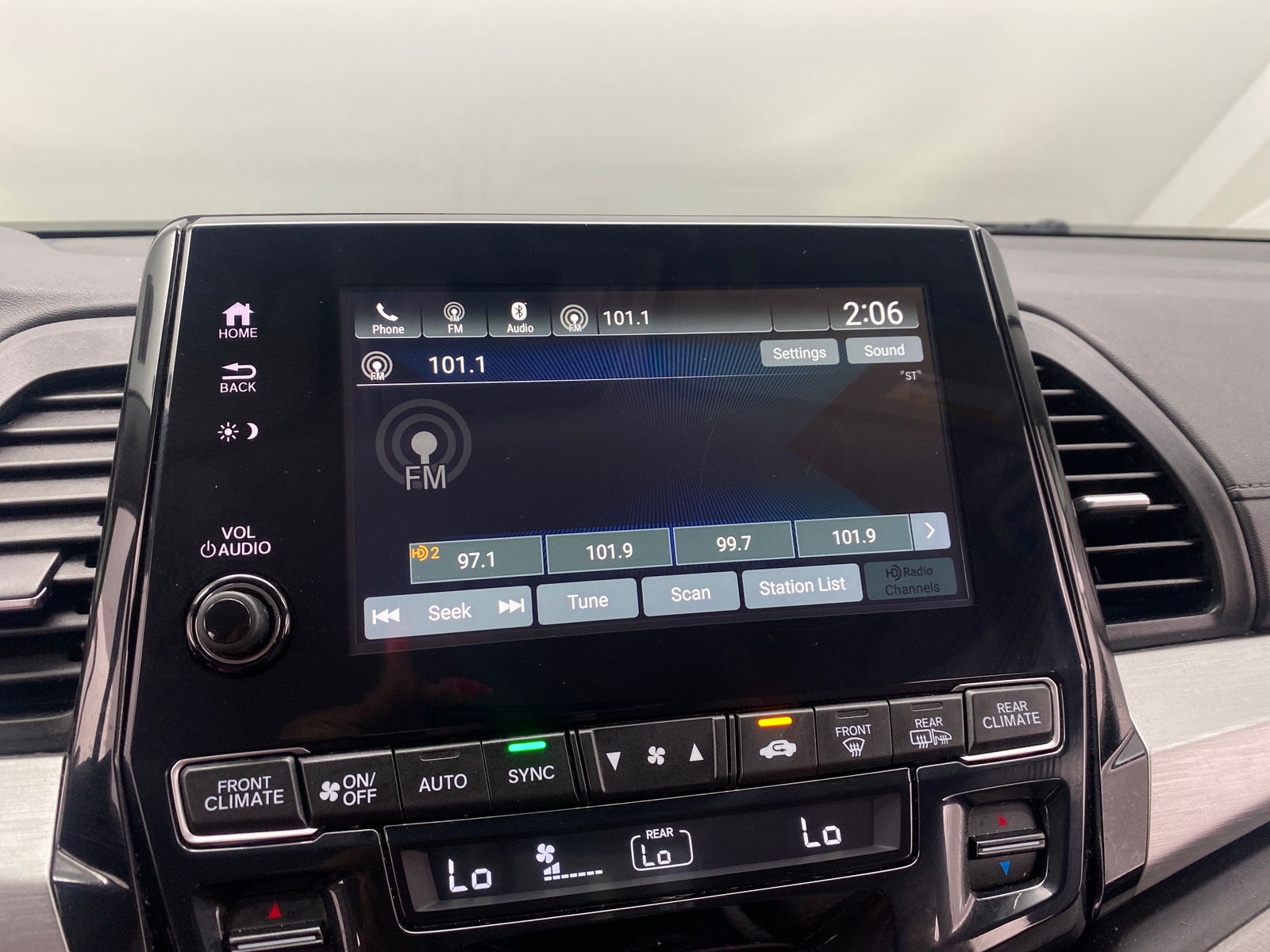 Thumbnail: 2019 Honda Odyssey - 4