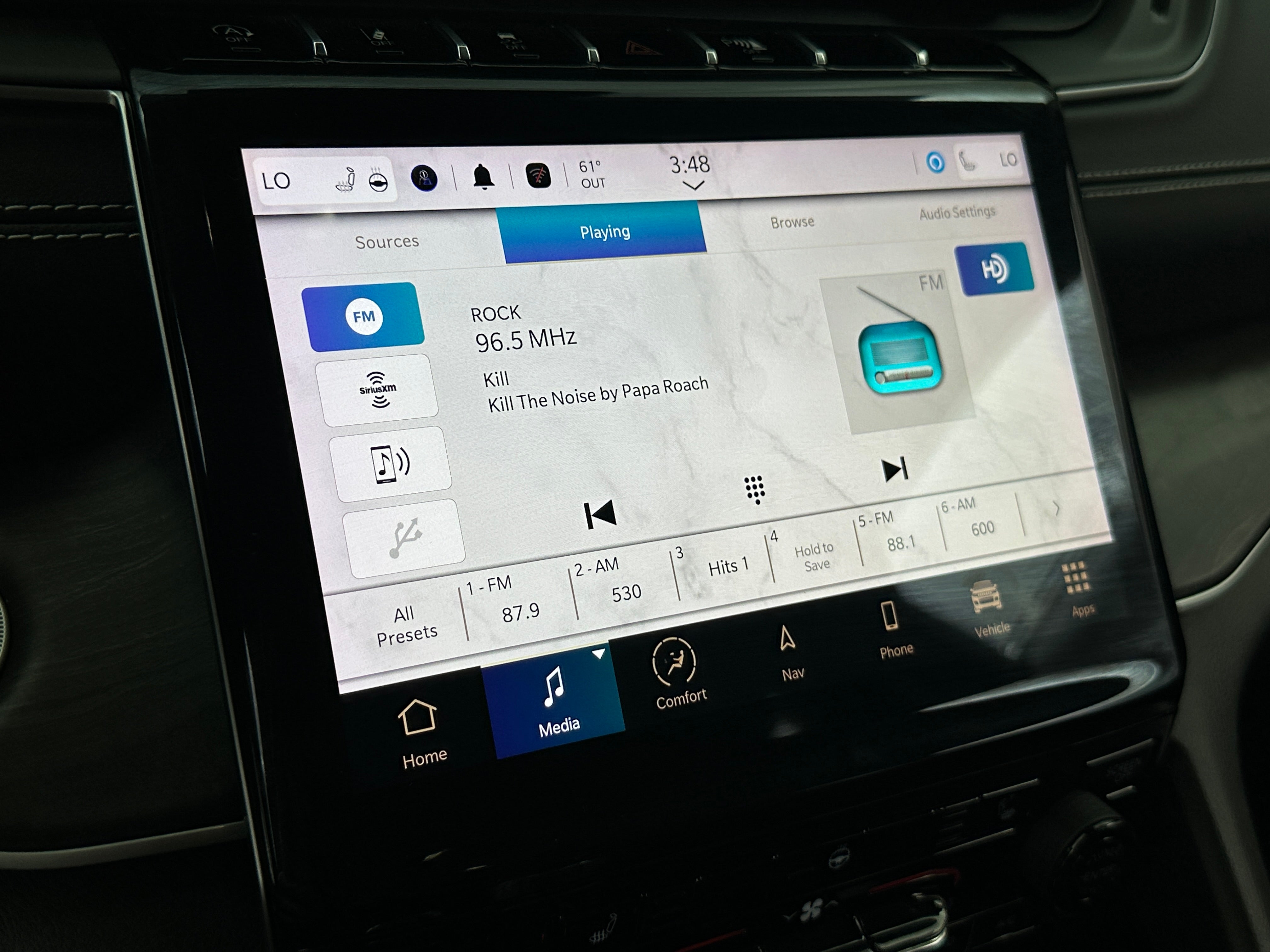 2022 Jeep Grand Cherokee L Limited Edition 3