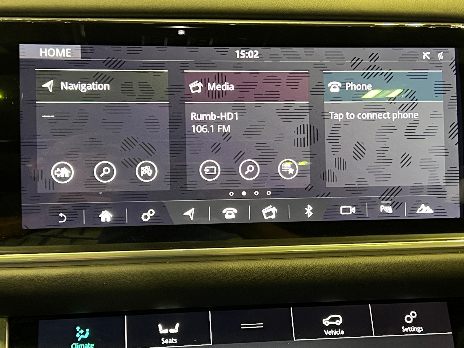 Thumbnail: 2020 Land Rover Range Rover Sport - 3