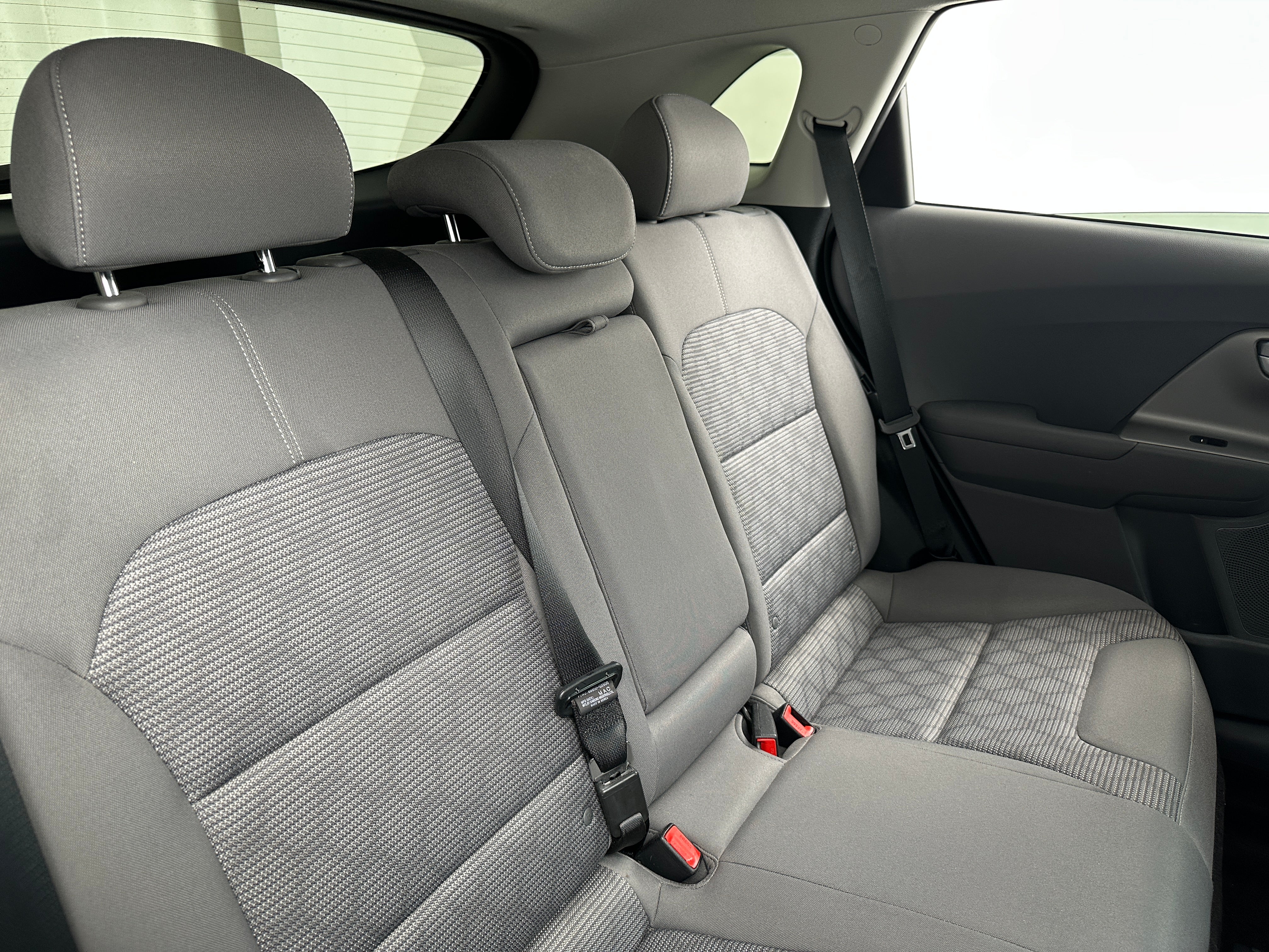 2017 Kia Niro LX 6