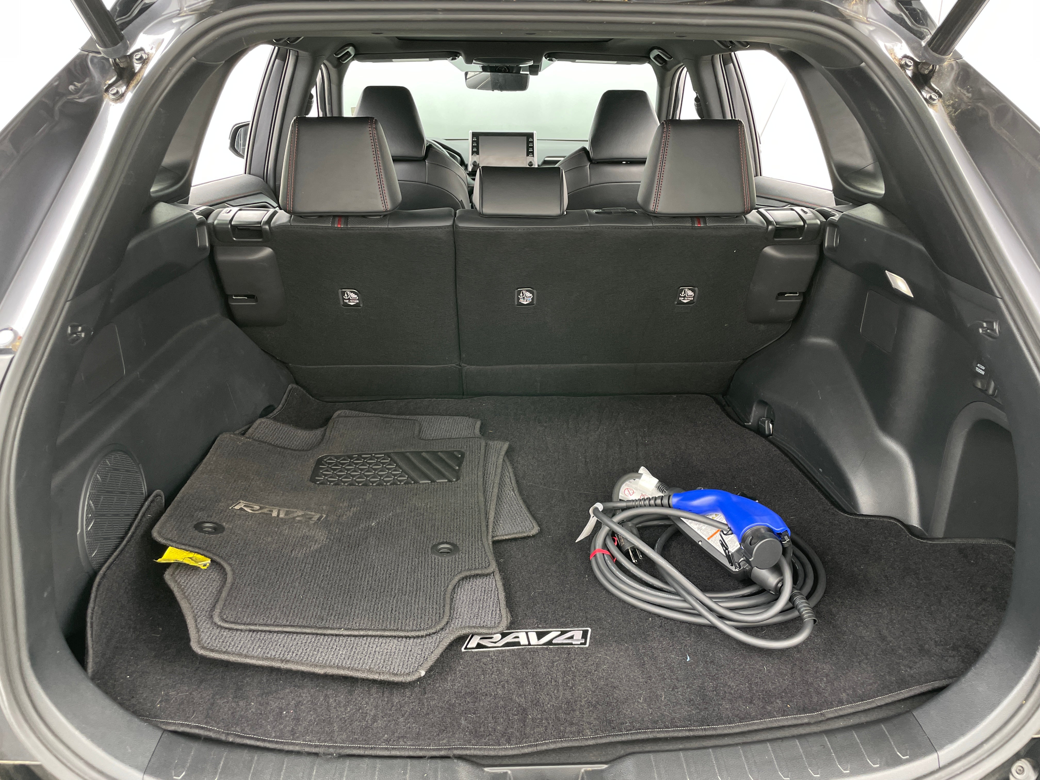 2022 Toyota RAV4 Prime XSE 6