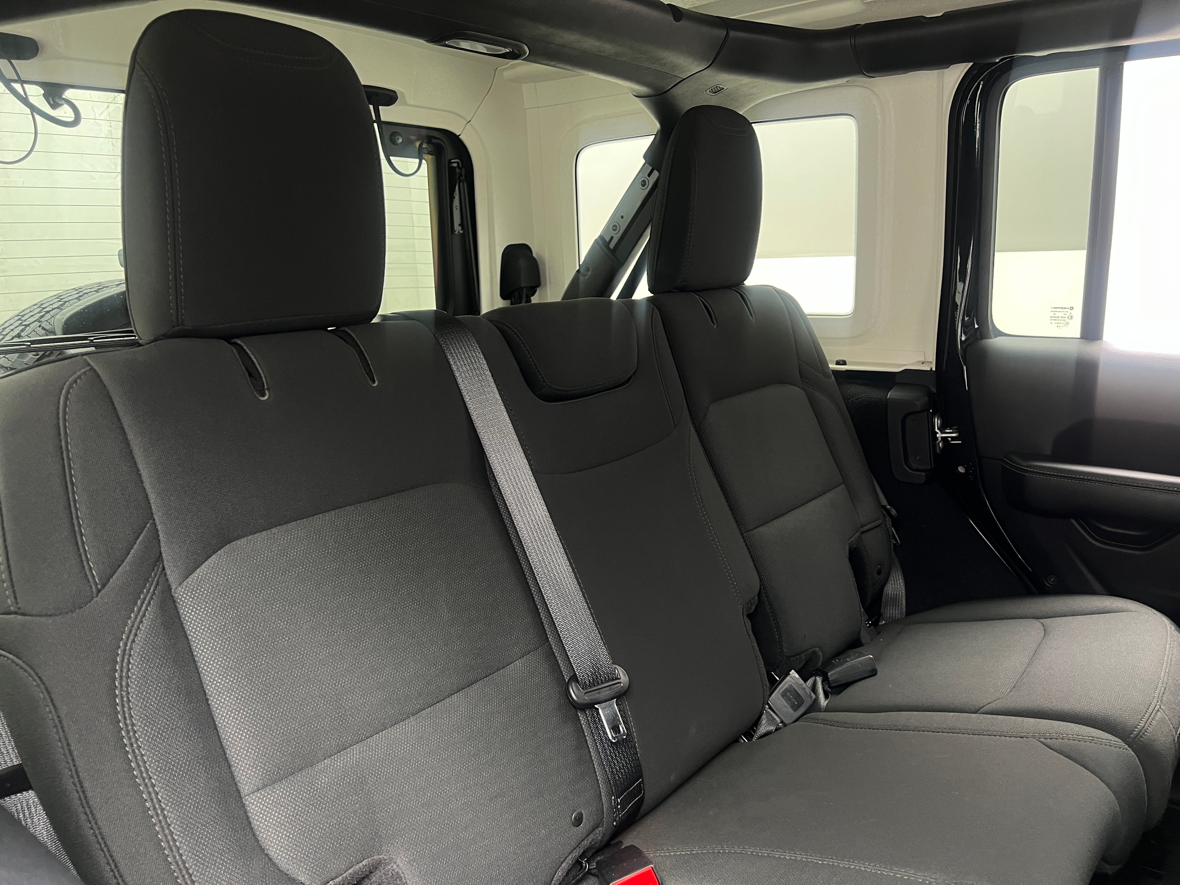 2018 Jeep Wrangler Unlimited Sahara 6