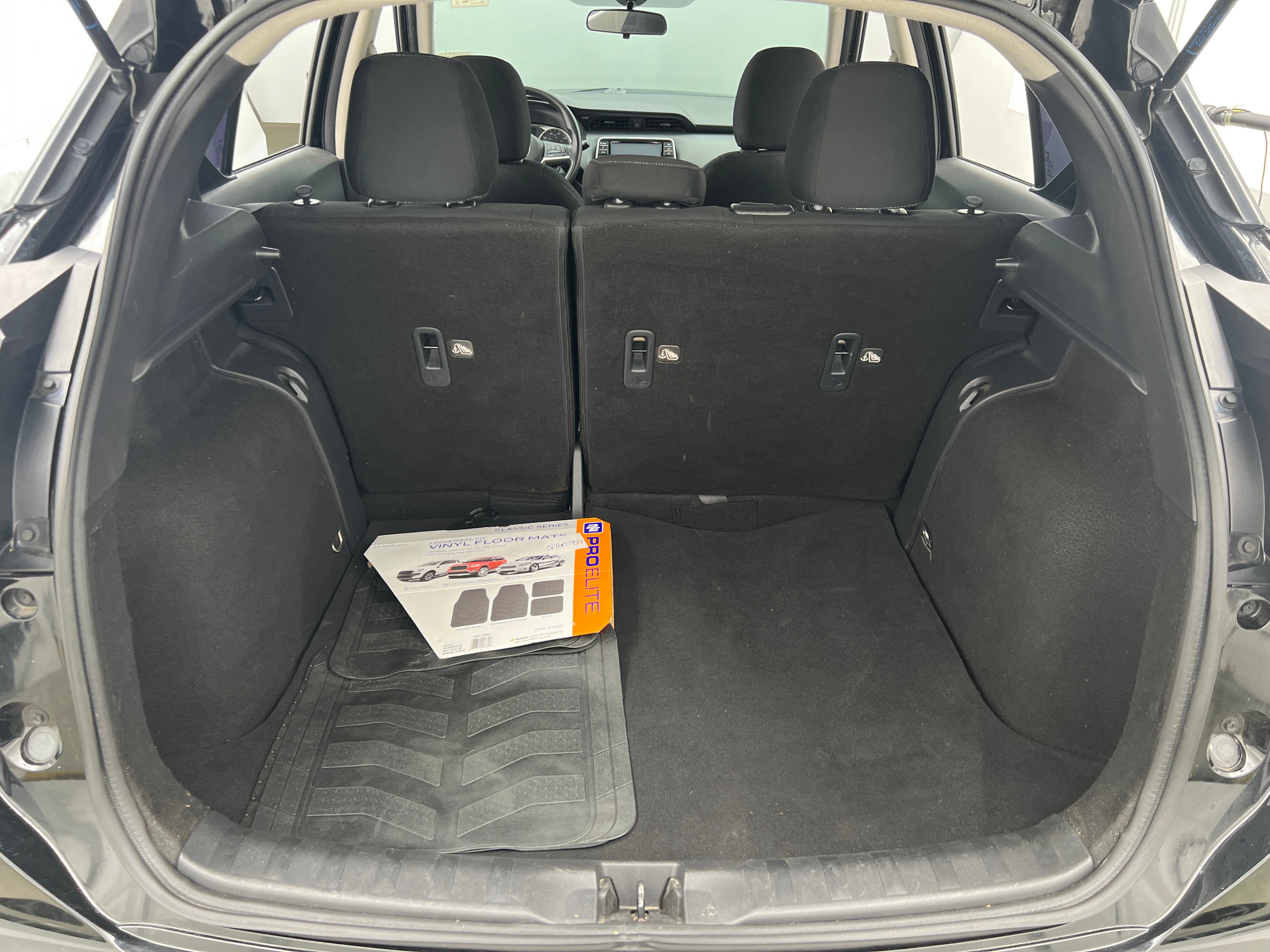 2021 Nissan Kicks S 7