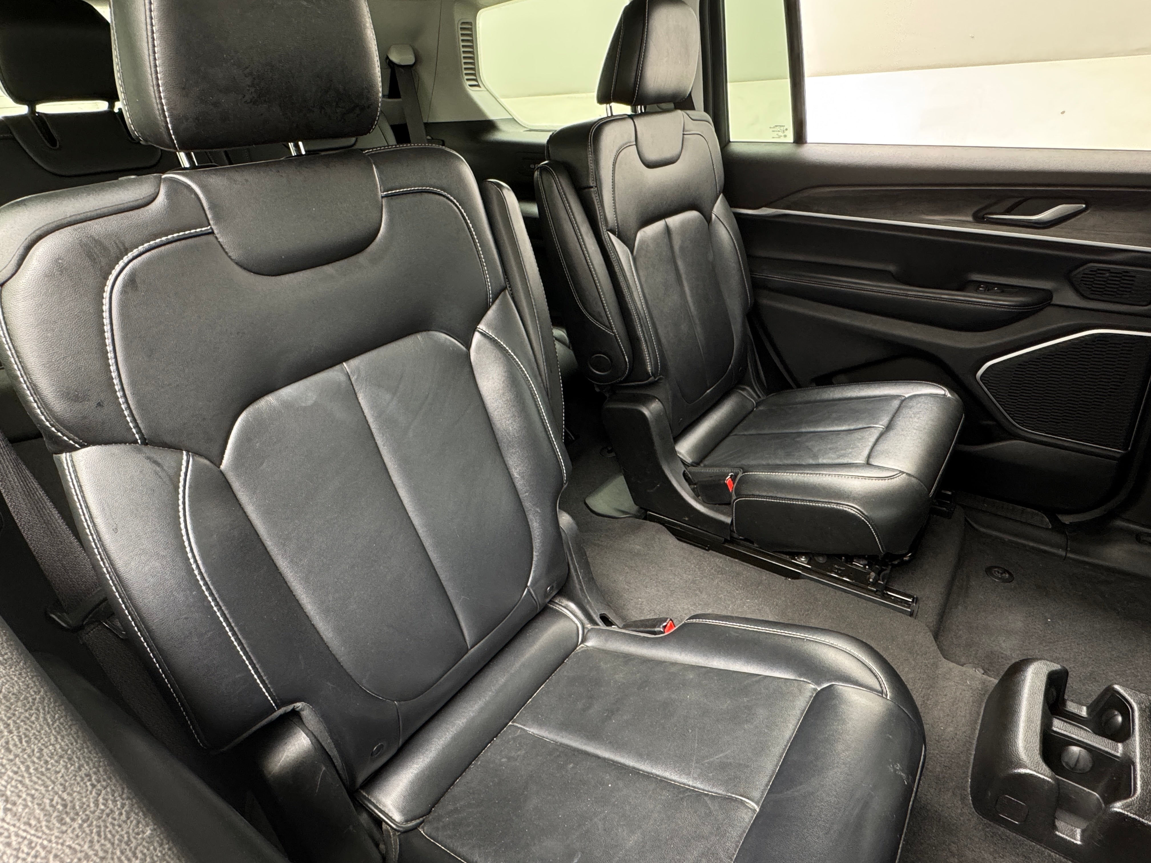 2021 Jeep Grand Cherokee L Limited Edition 5