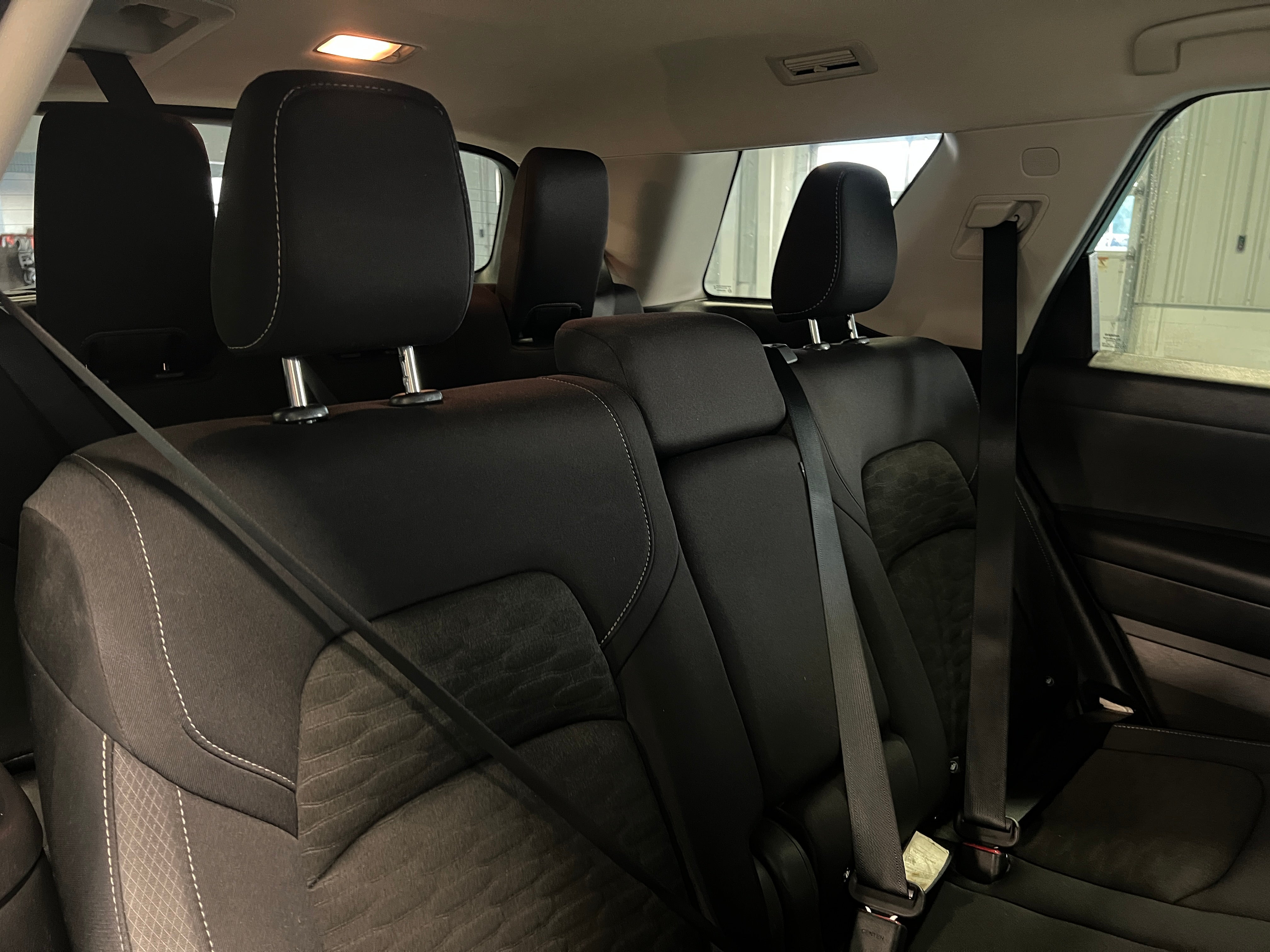 2023 Nissan Pathfinder SV 6