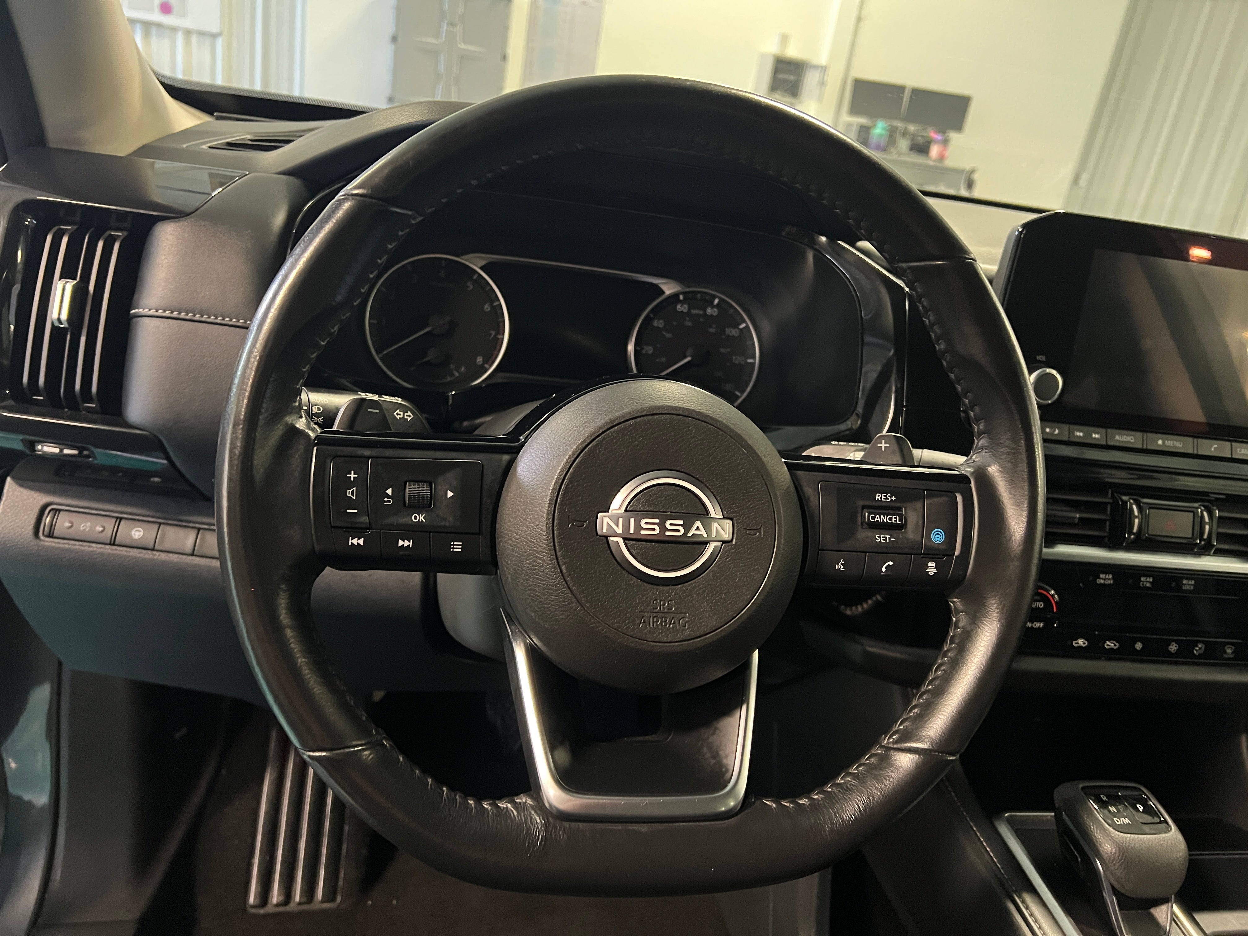 2023 Nissan Pathfinder SV 5
