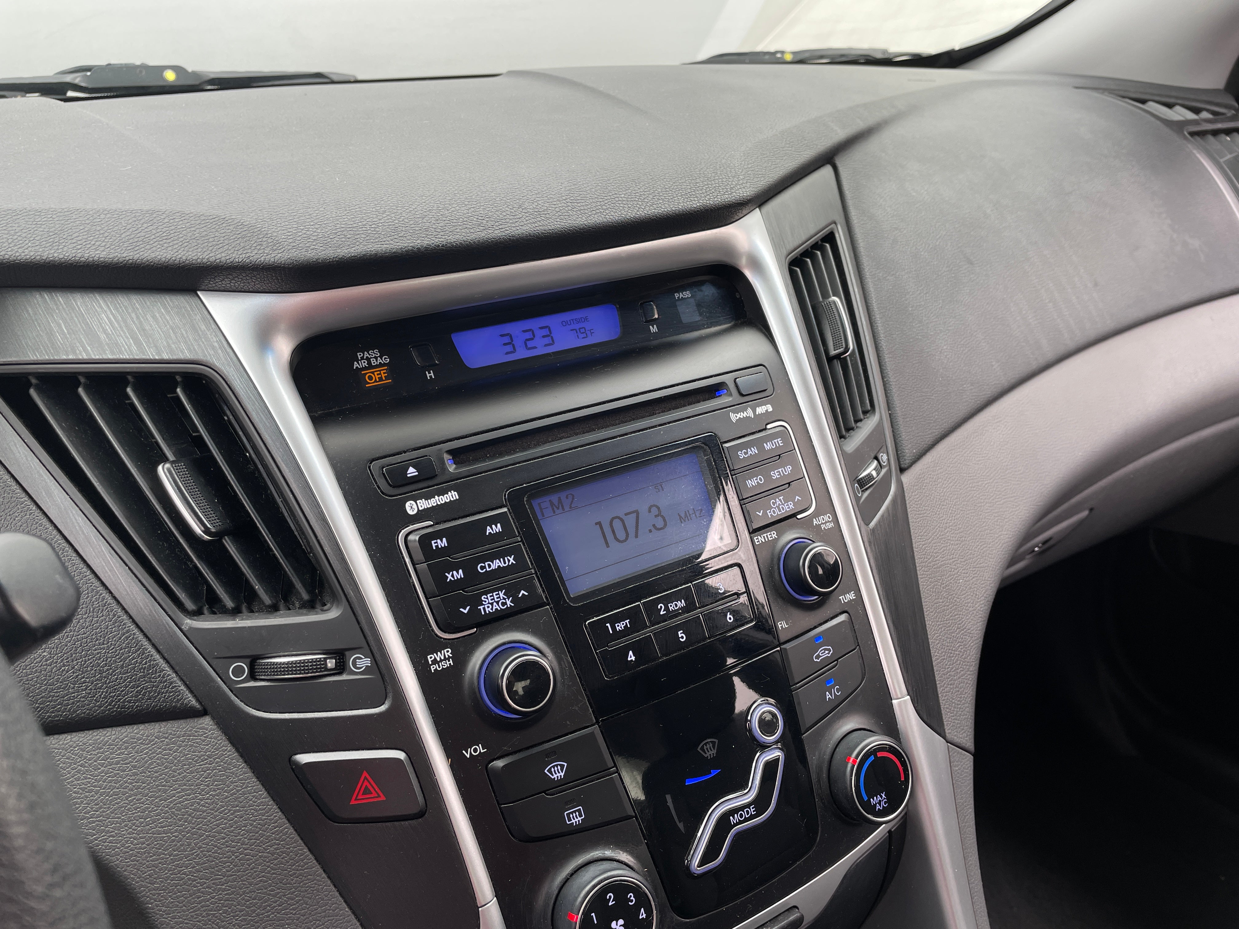 2011 Hyundai Sonata GLS 4