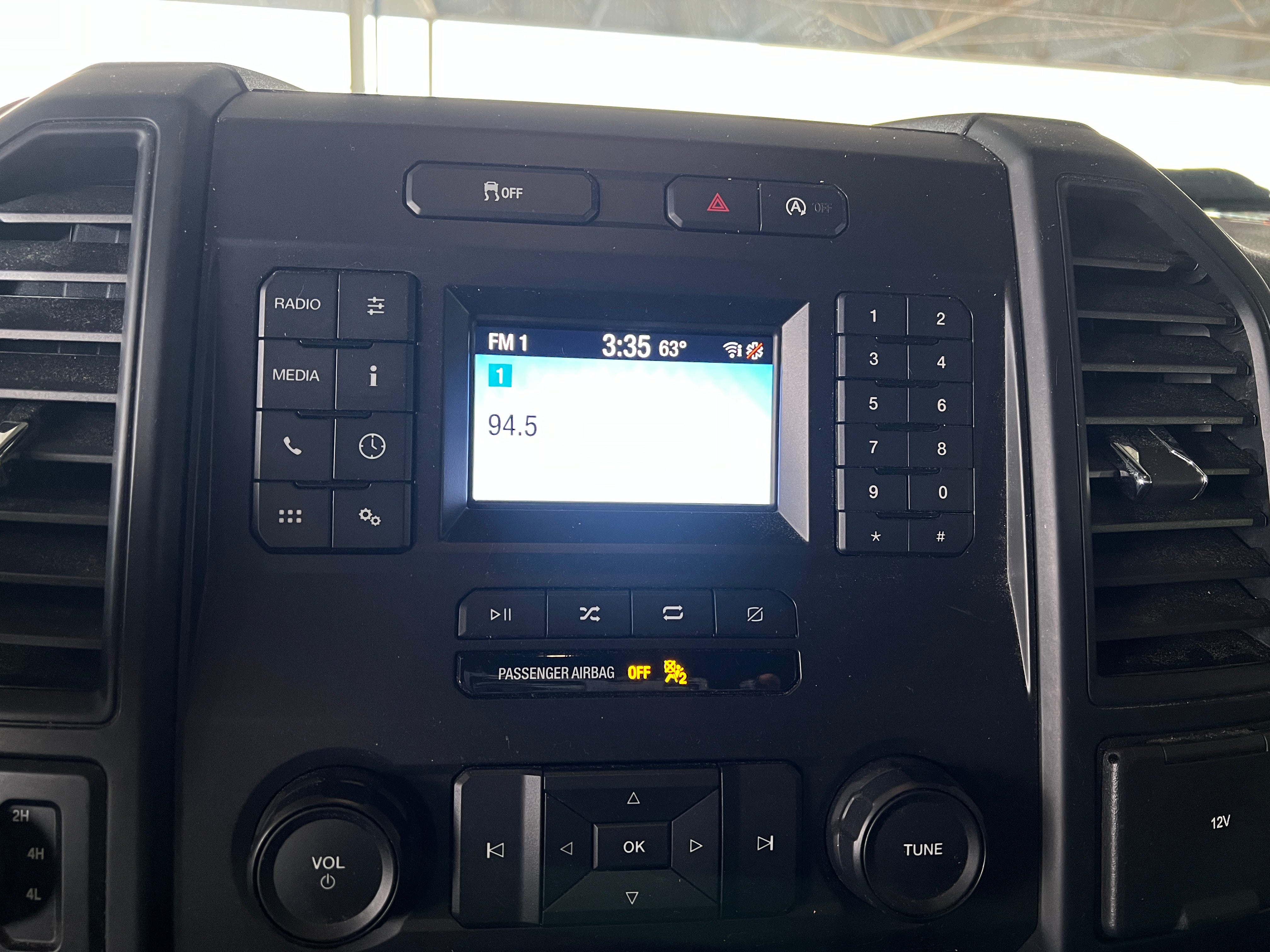 2018 Ford Econoline E-150 4