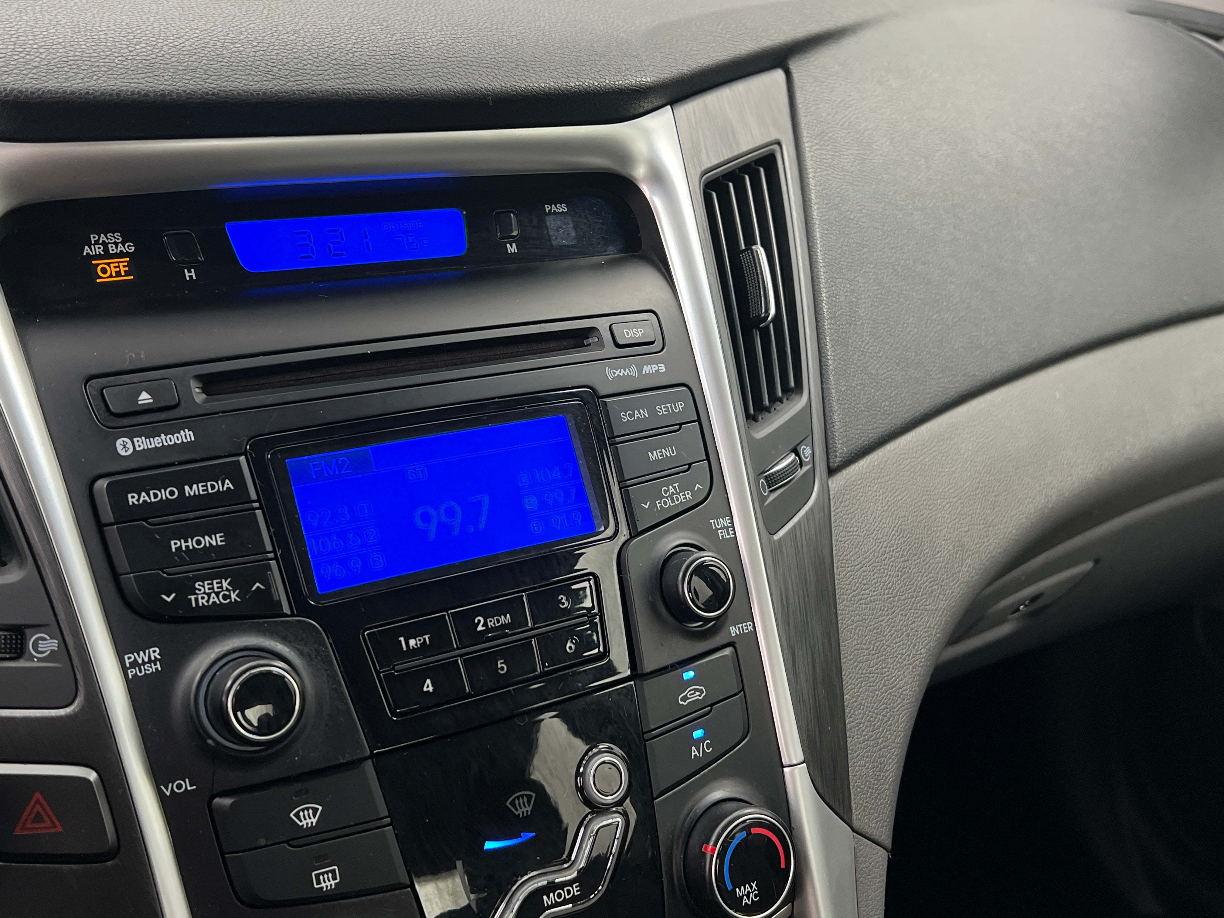 2013 Hyundai Sonata GLS 4