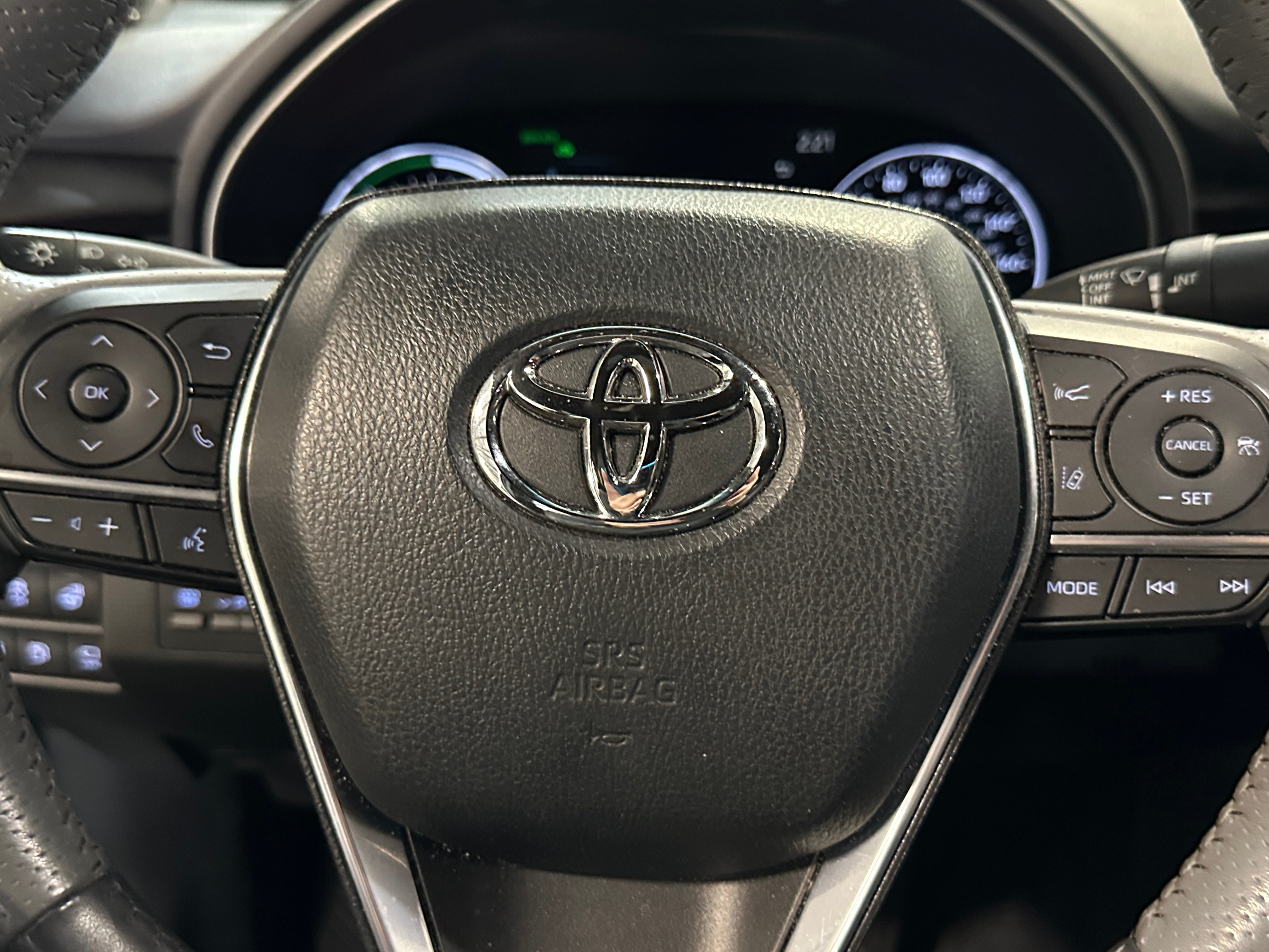 2020 Toyota Avalon Limited 4