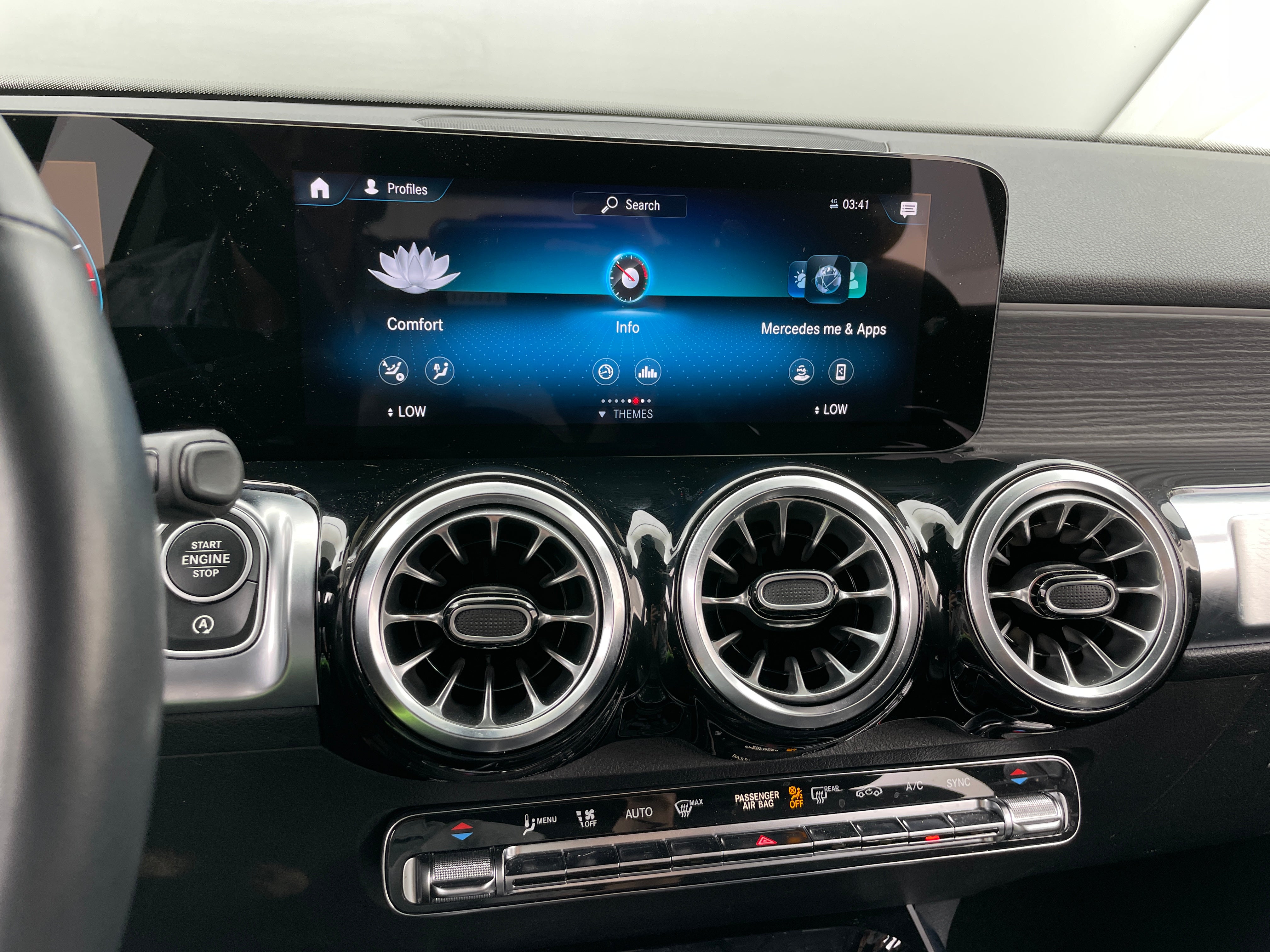 2023 Mercedes-Benz GLB 250 3