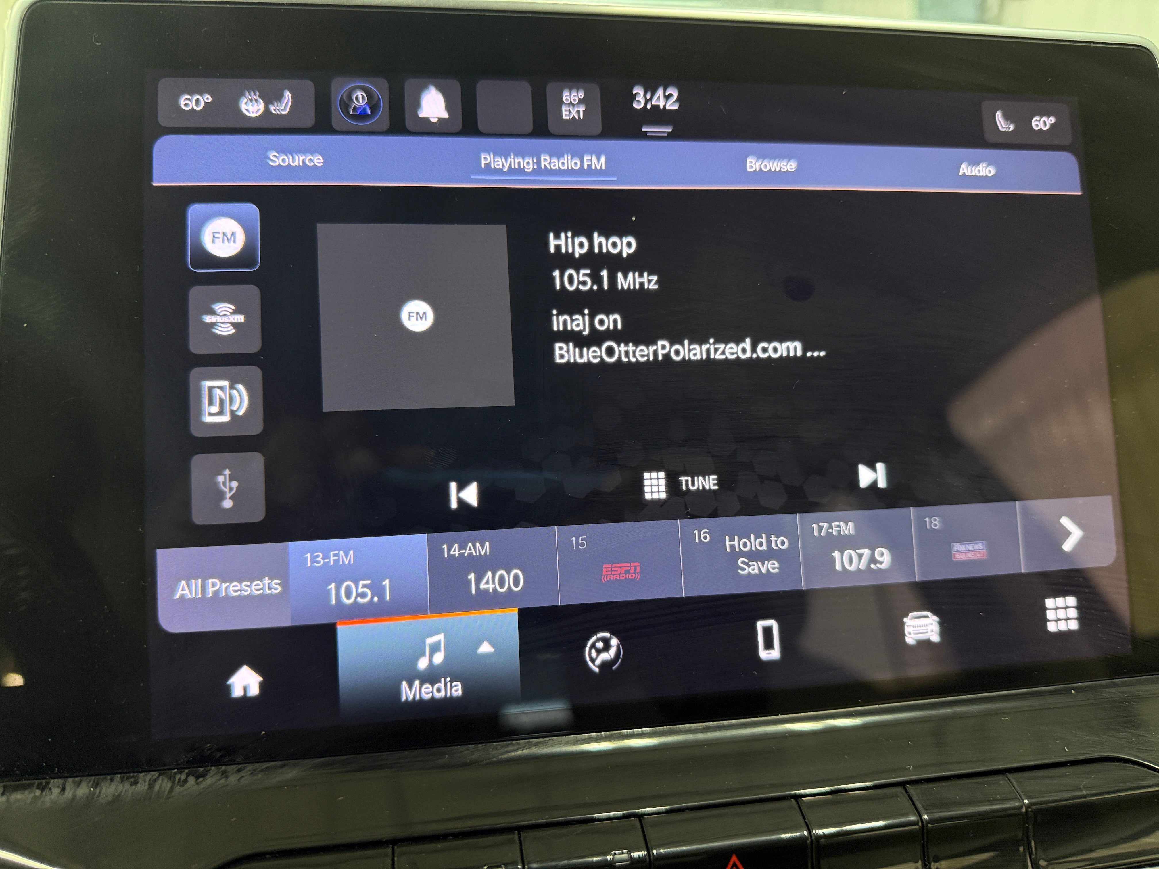 2022 Jeep Compass Limited 3
