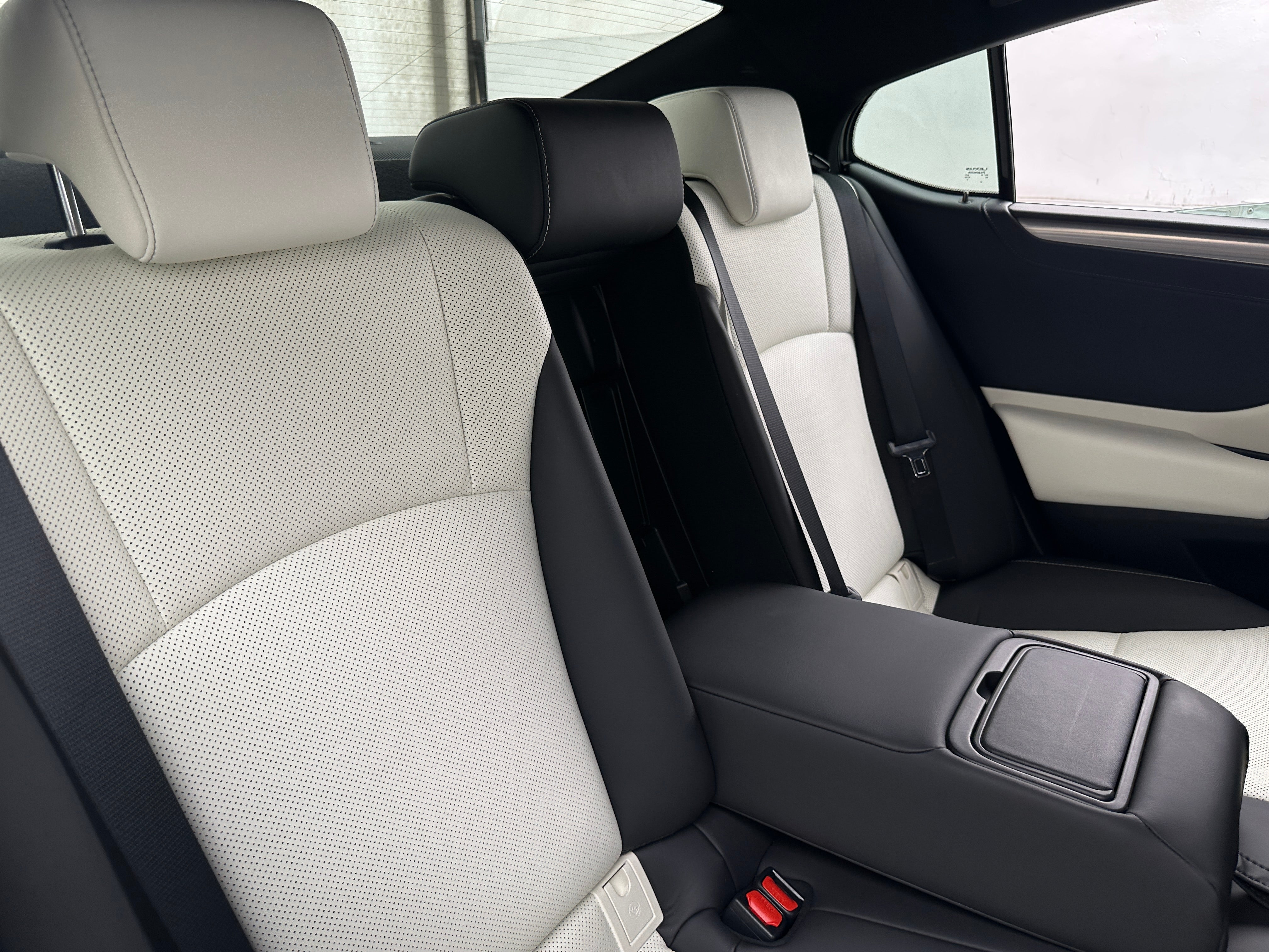 2023 Lexus ES 350 F Sport 5