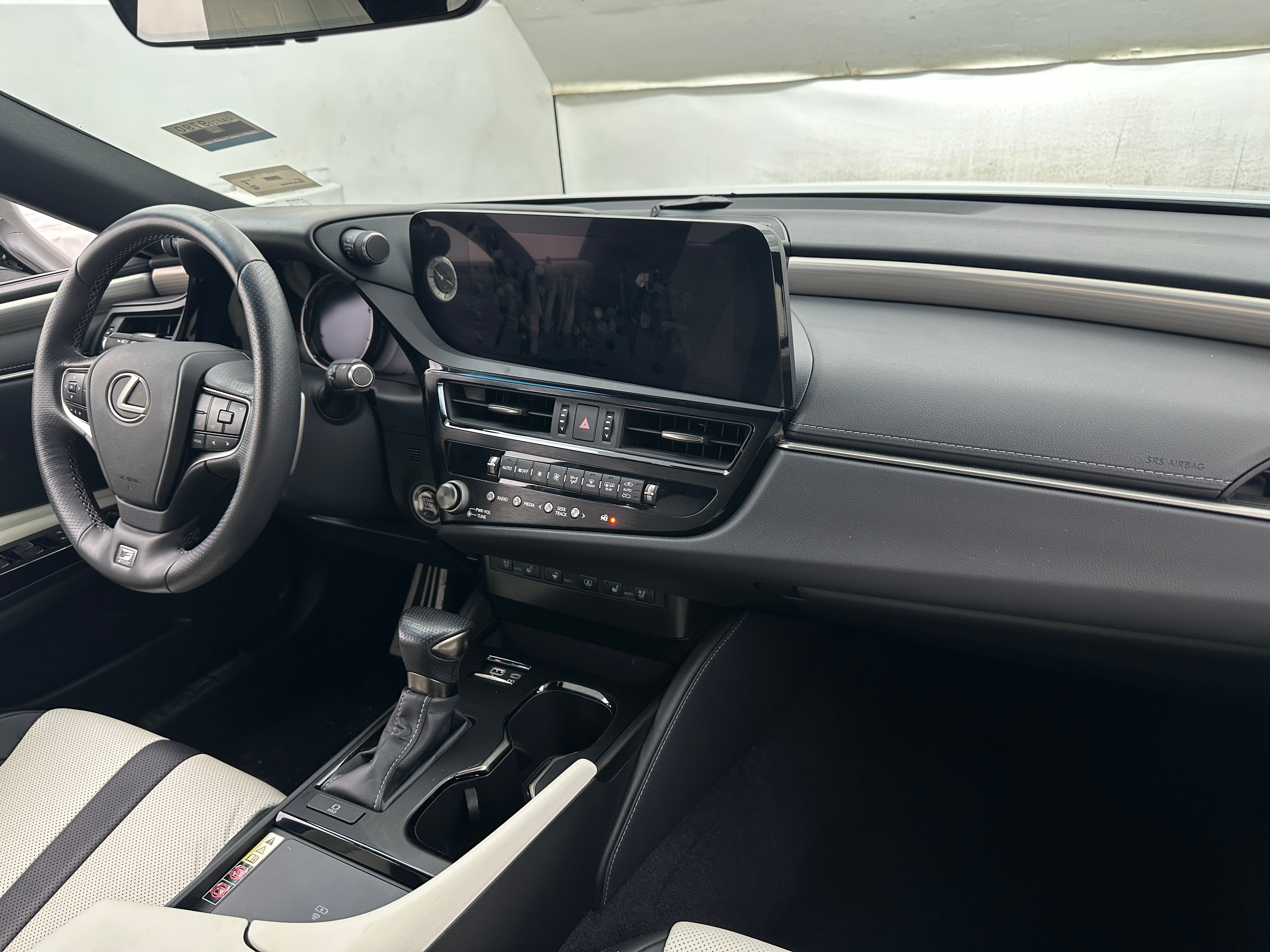 2023 Lexus ES 350 F Sport 2