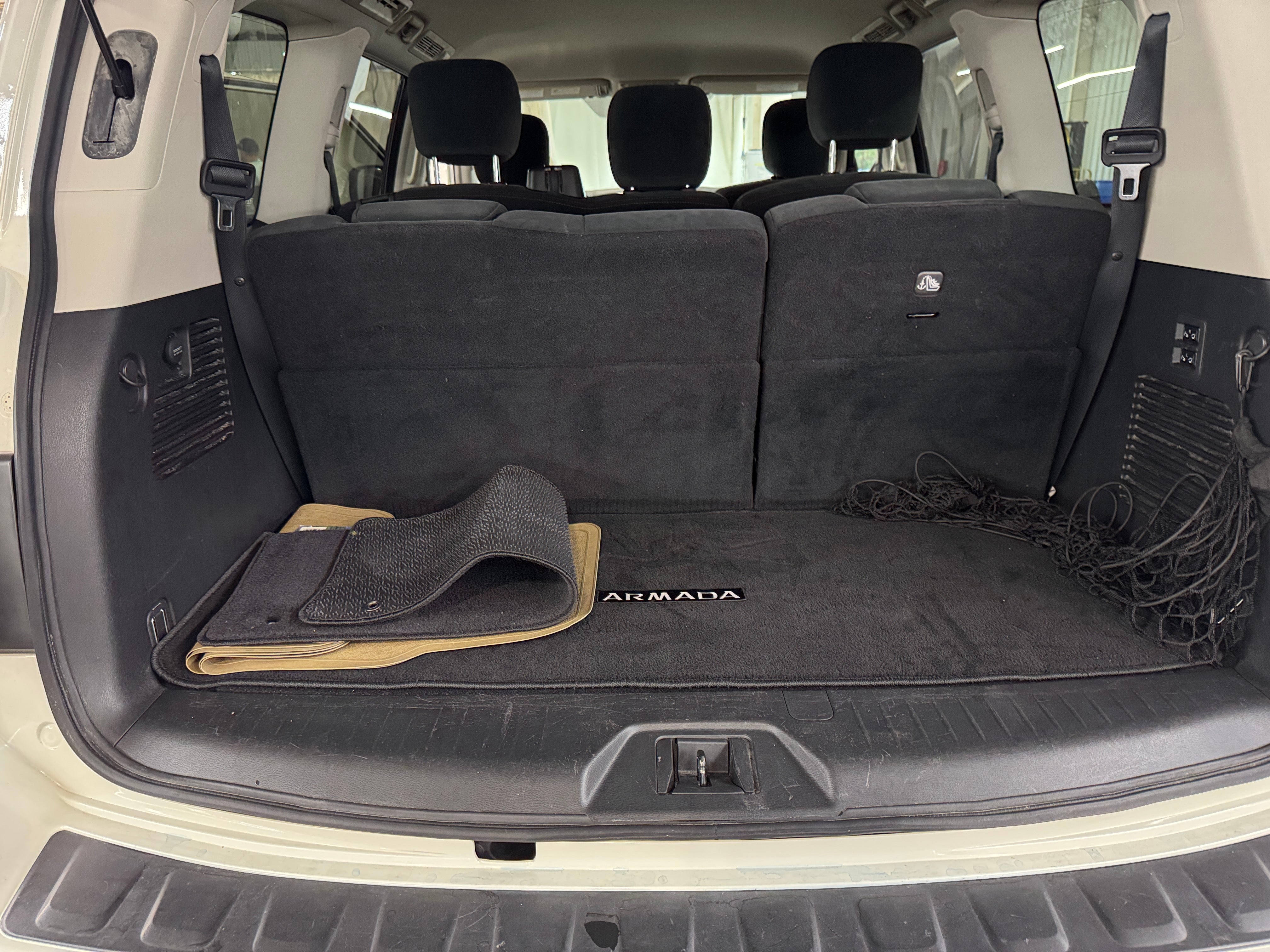 2019 Nissan Armada SV 7
