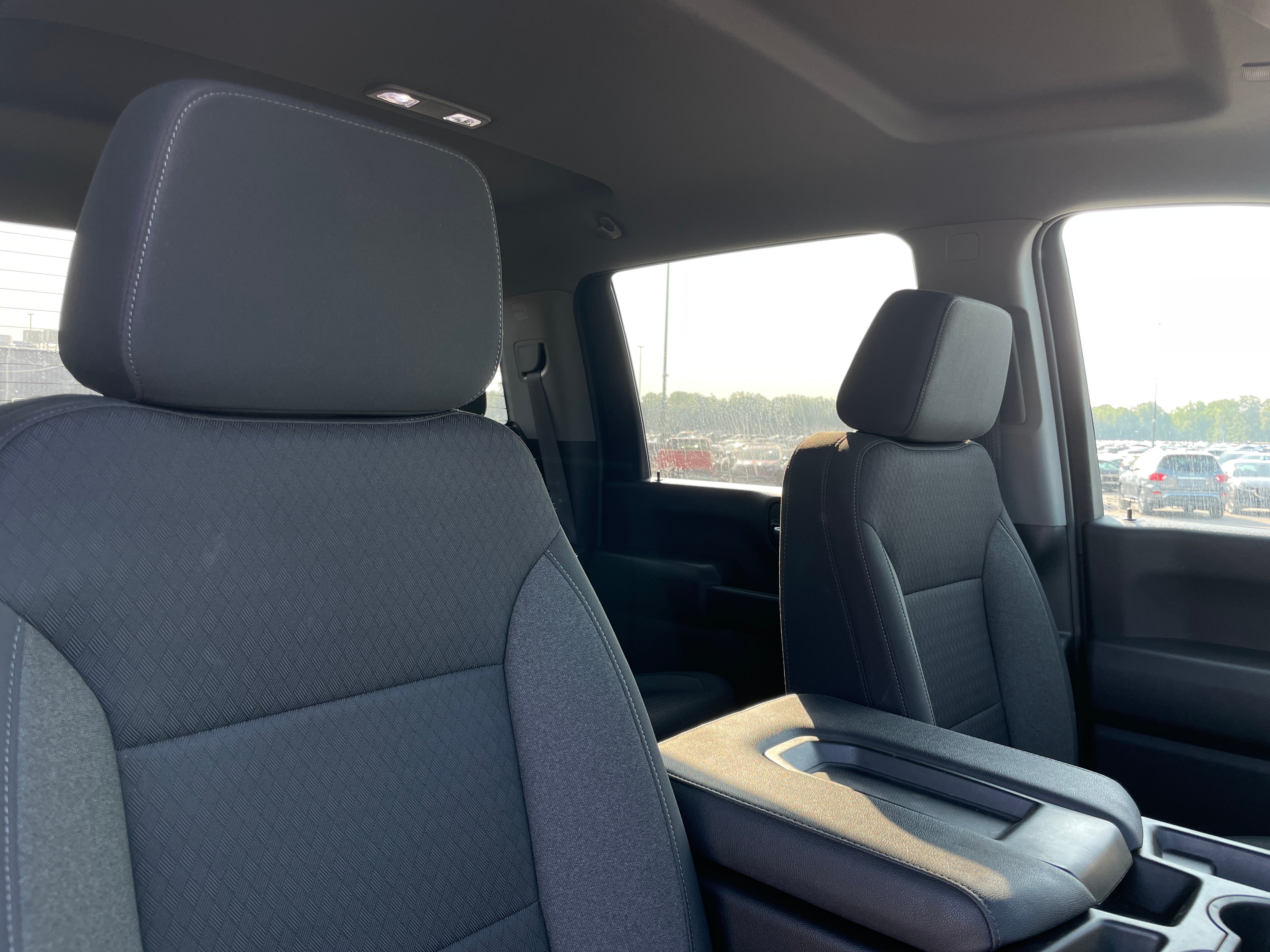 2023 Chevrolet Silverado 2500 Custom 2
