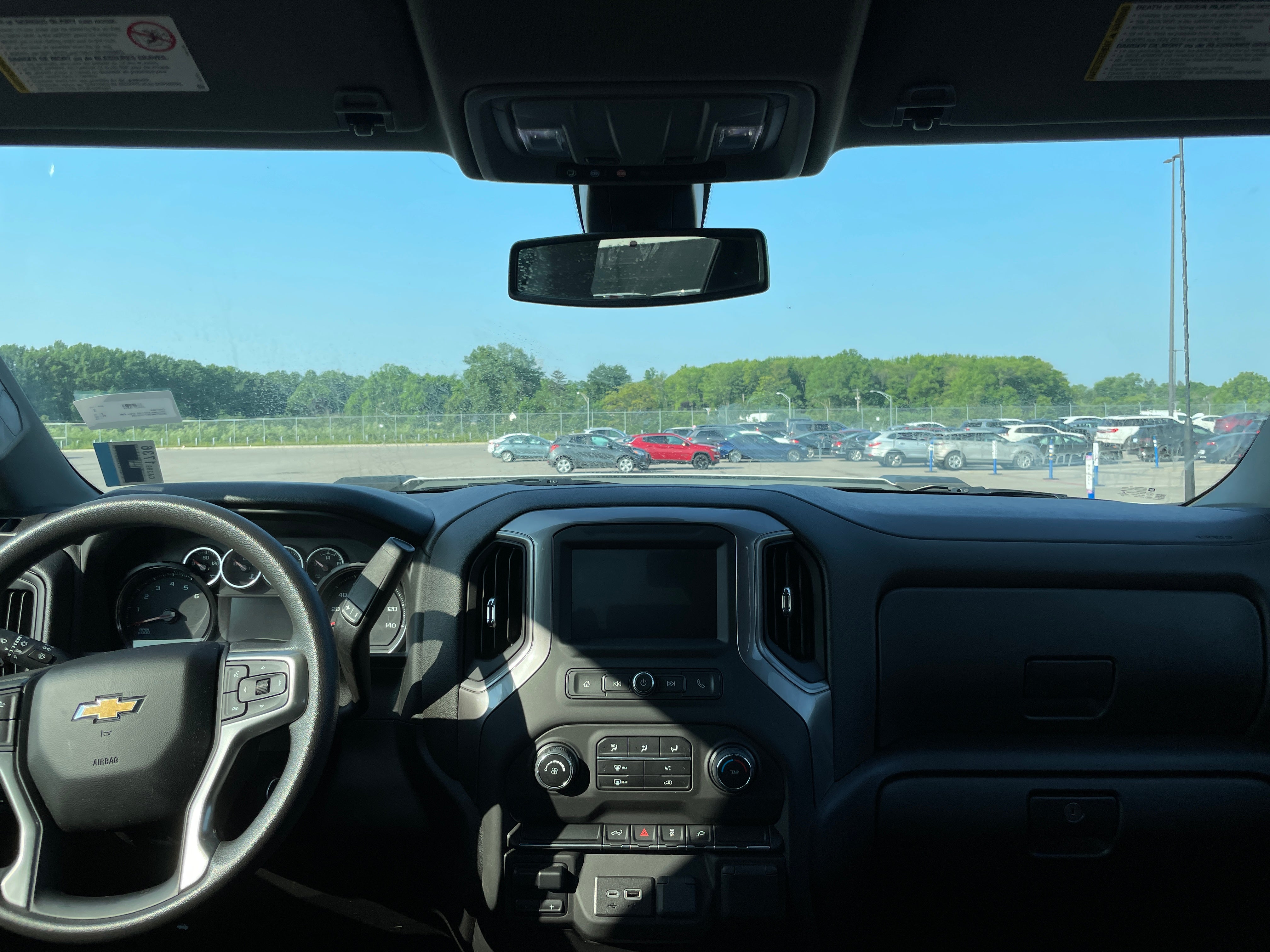 2023 Chevrolet Silverado 2500 Custom 3