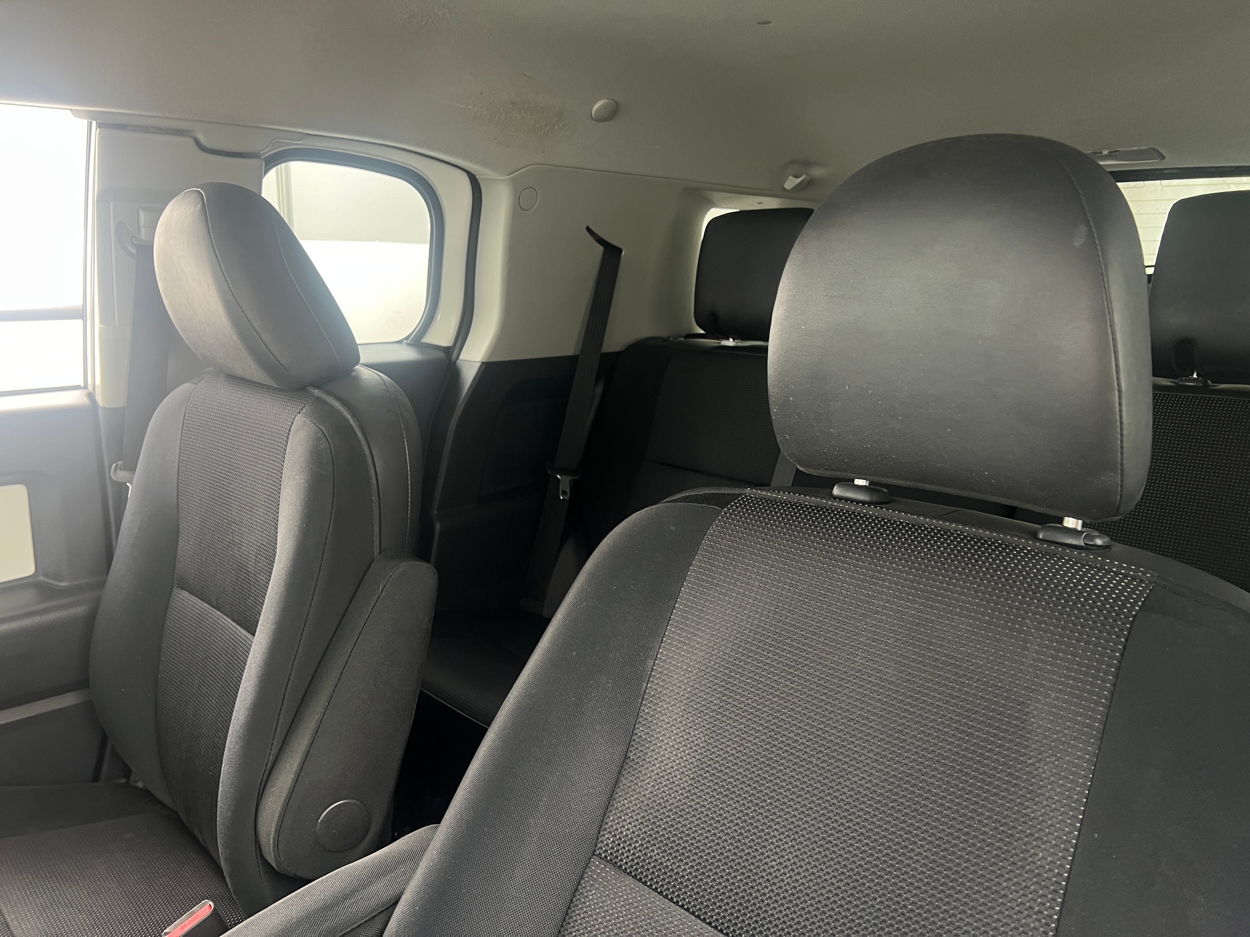 2012 Toyota FJ Cruiser Base 2