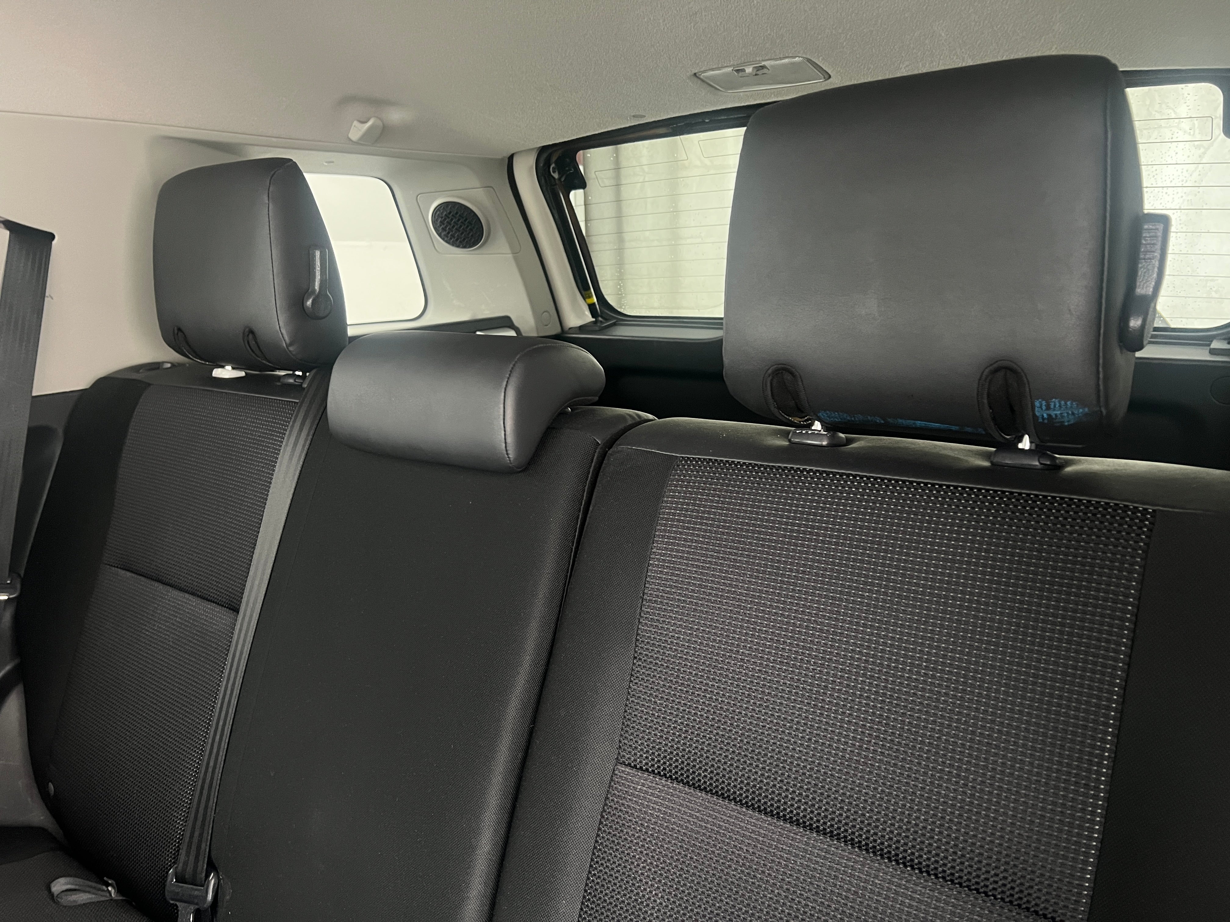 2012 Toyota FJ Cruiser Base 6