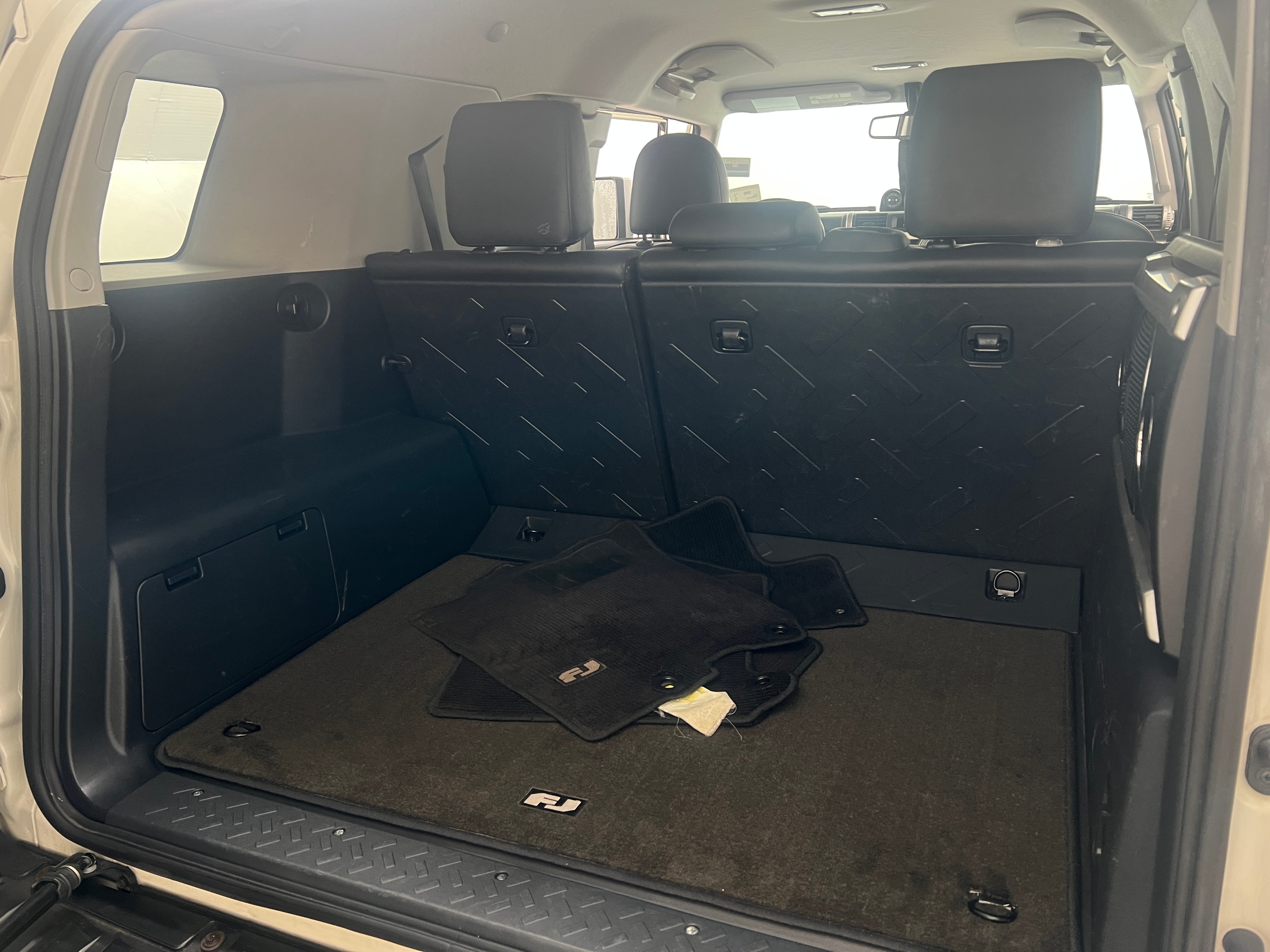 2012 Toyota FJ Cruiser Base 7