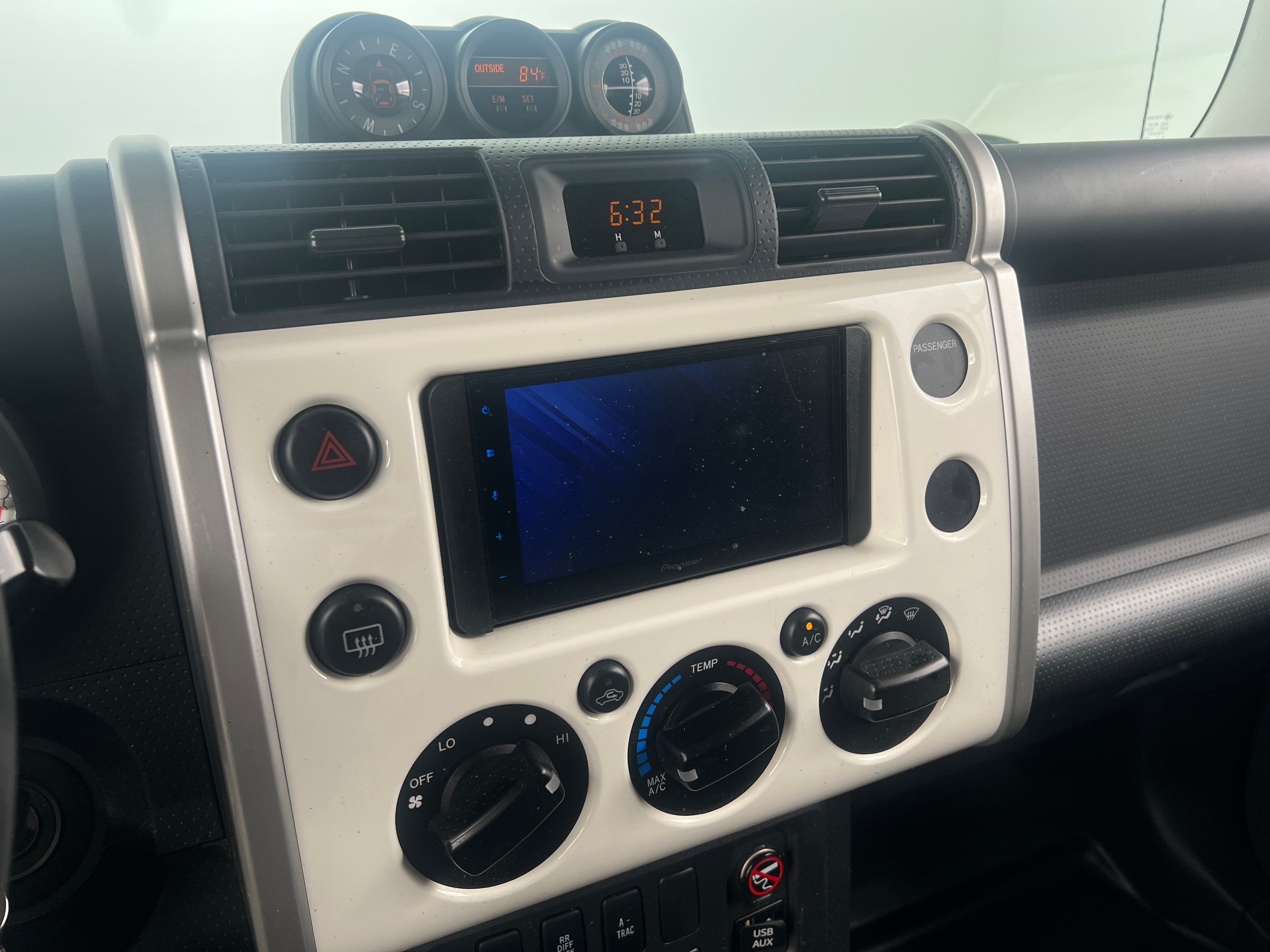 2012 Toyota FJ Cruiser Base 4
