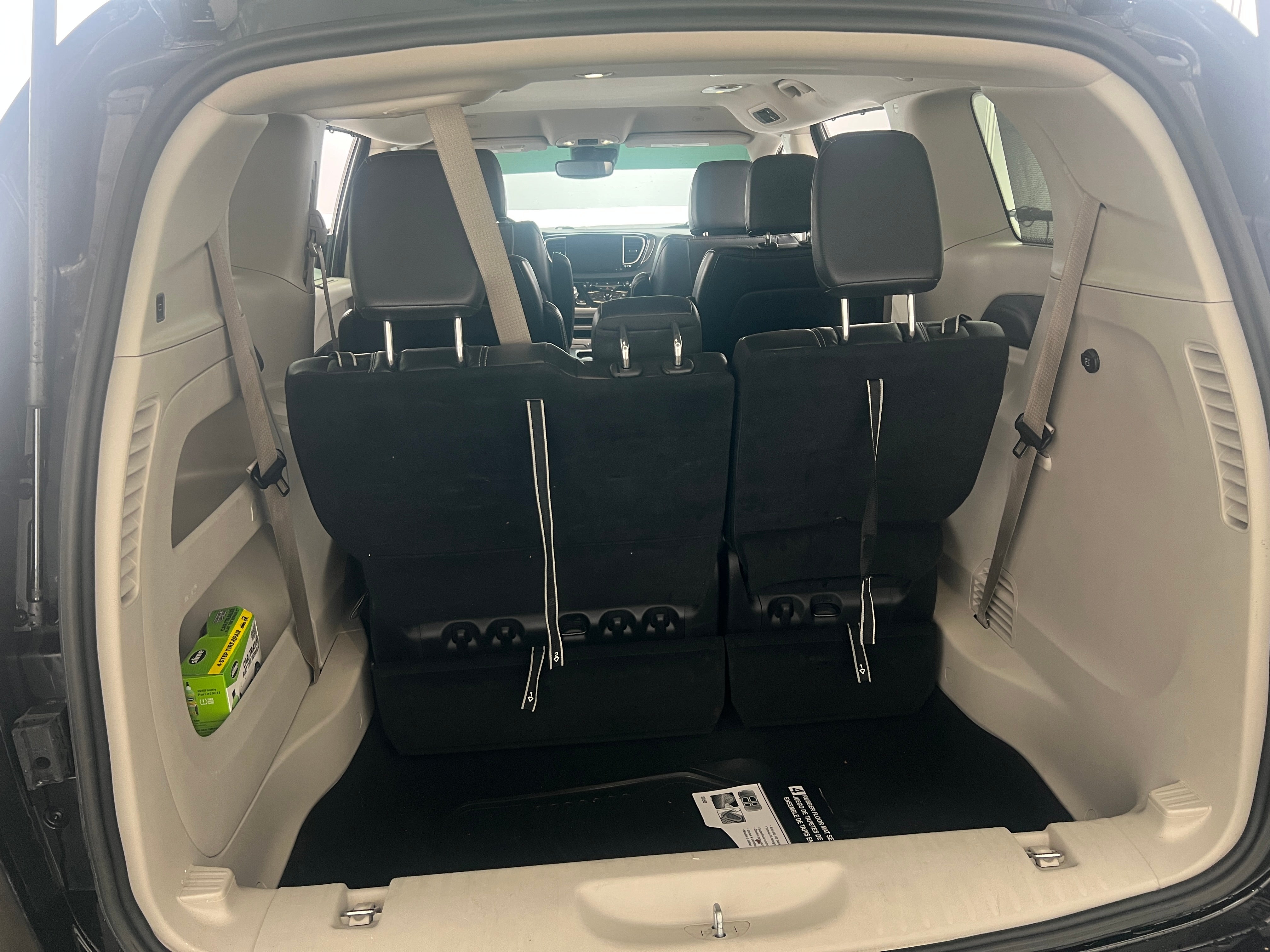 2022 Chrysler Pacifica Touring L 6