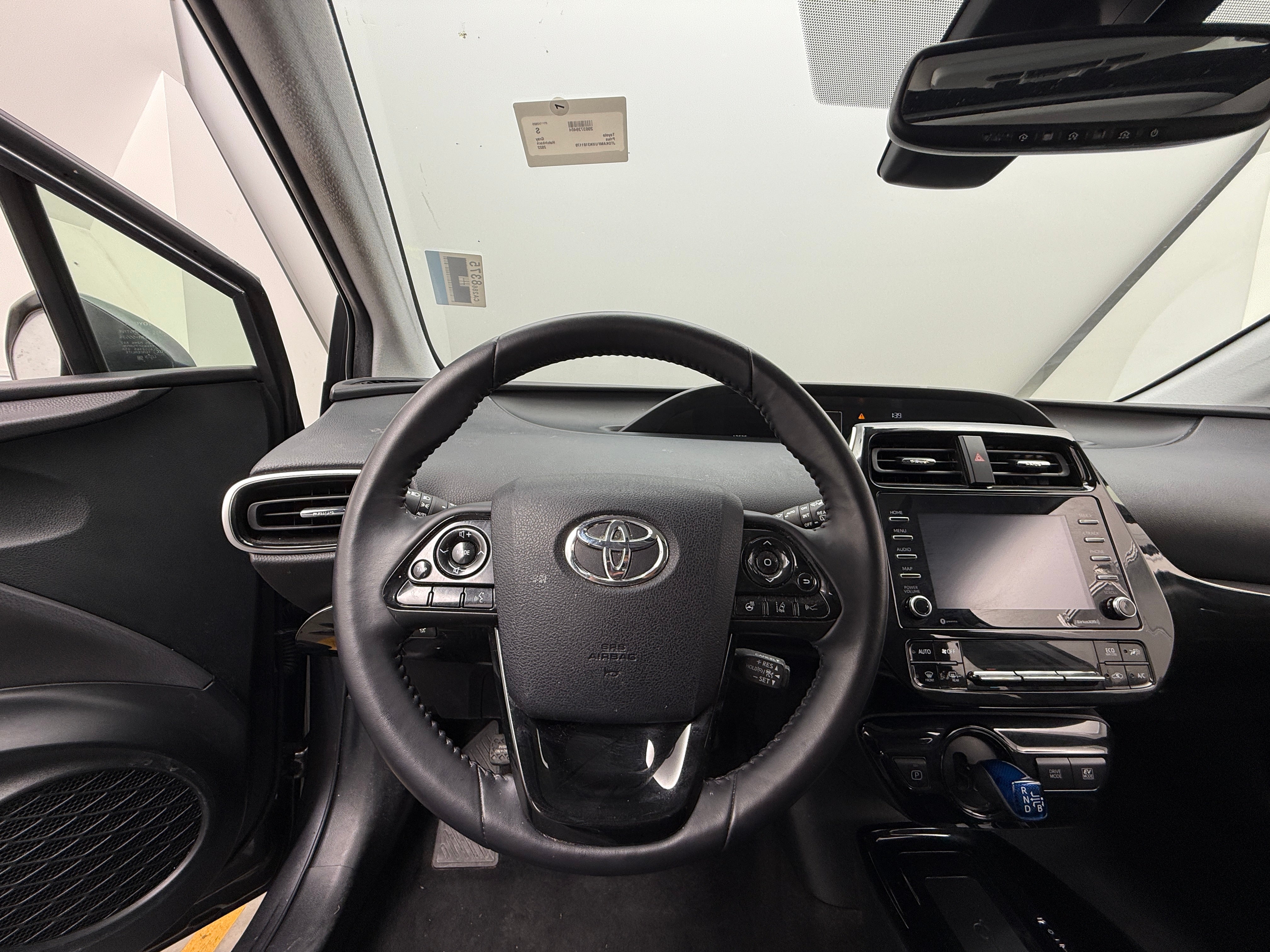 2022 Toyota Prius XLE 4